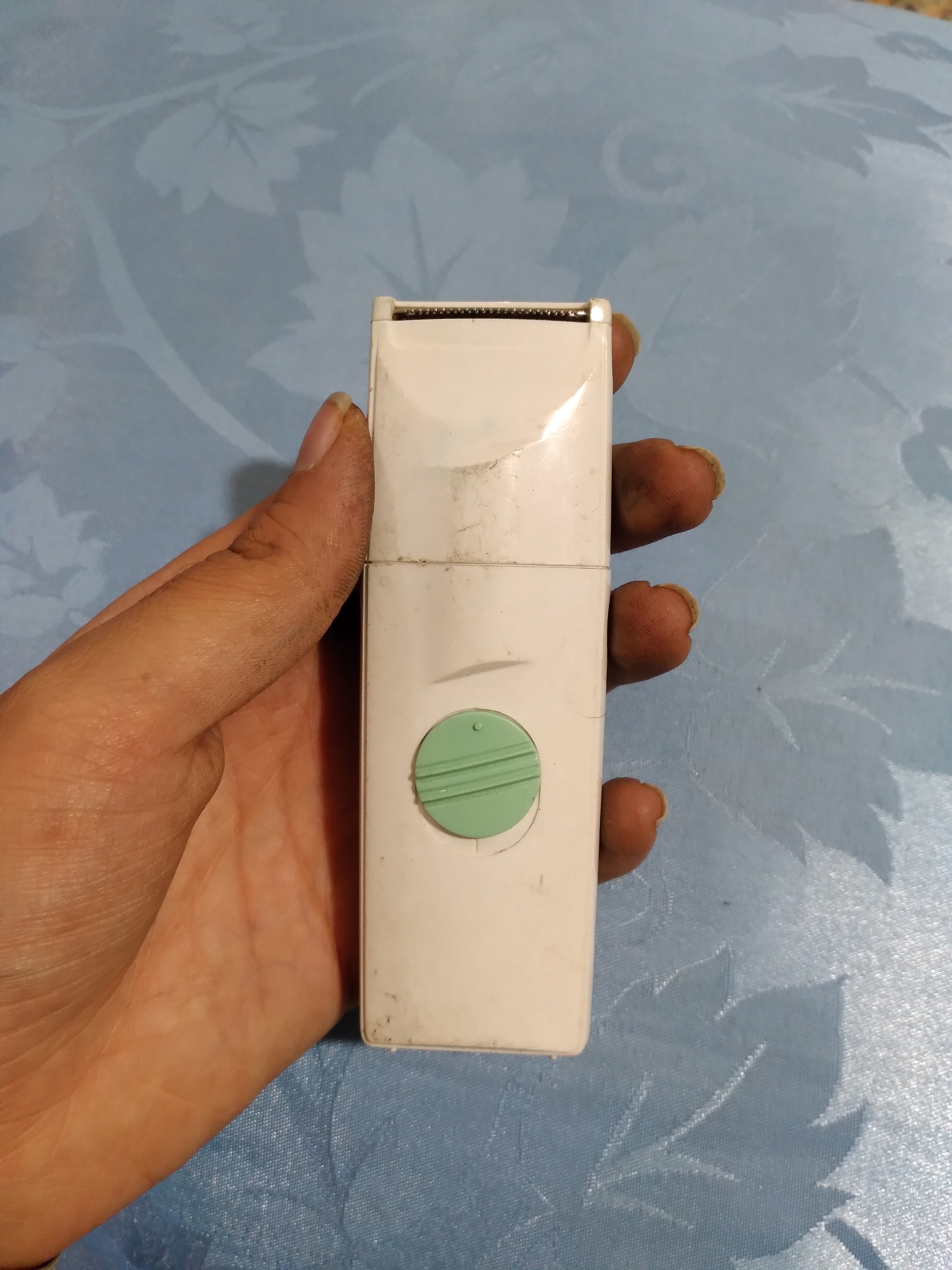 ریش تراش معیوب