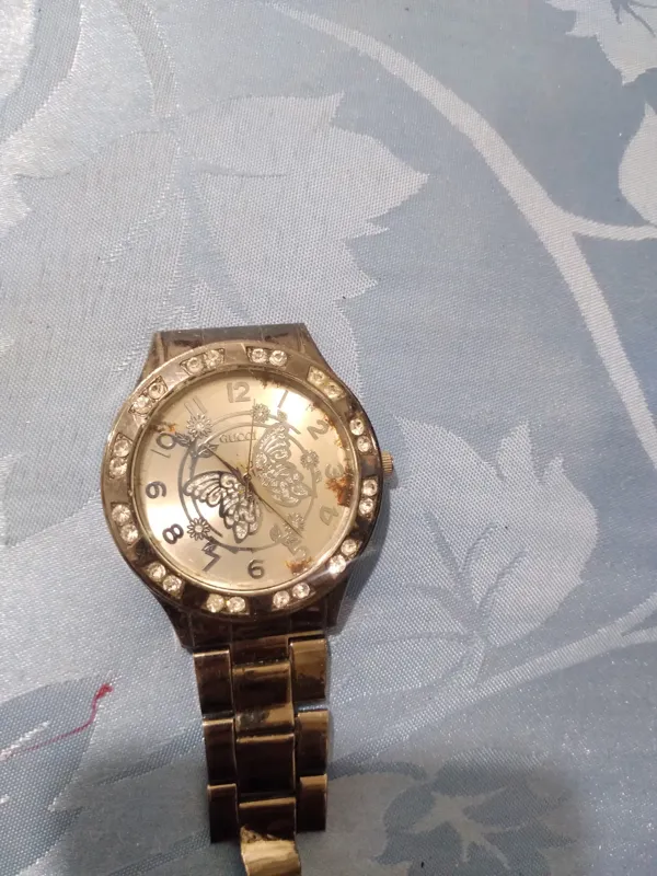 Gucci ساعت مچی