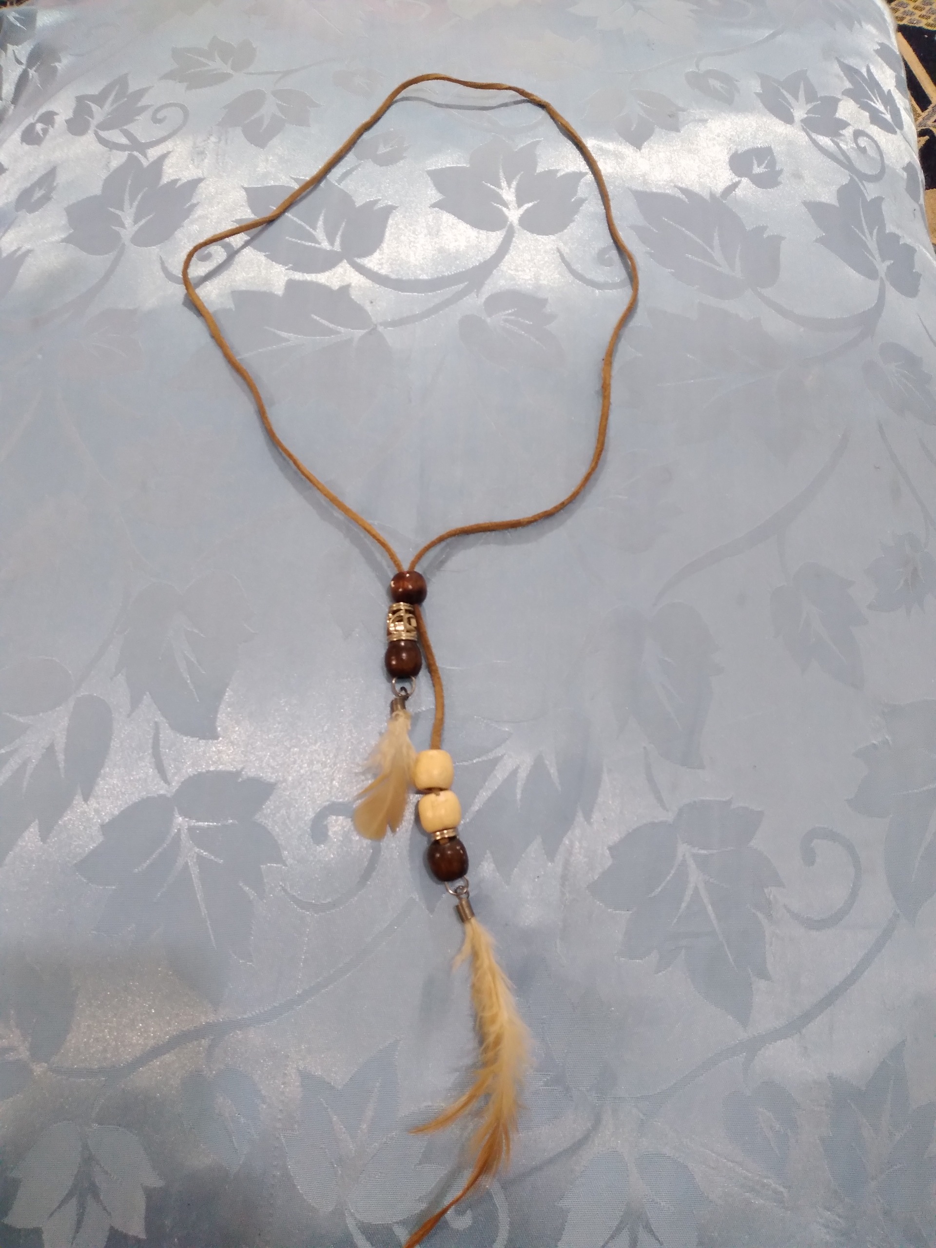 گردنبند رولباسی طبق عکس