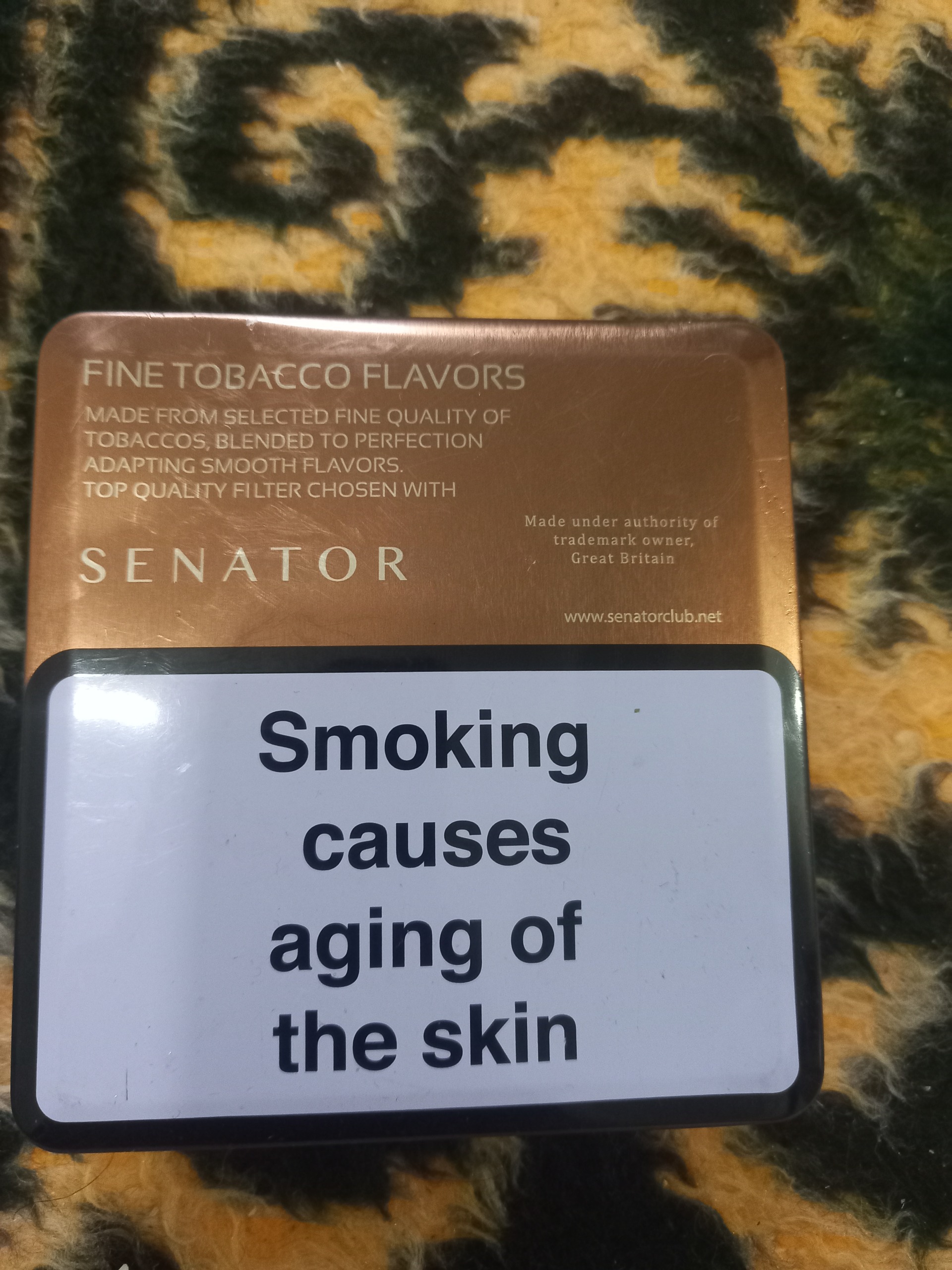 قوطی یا جعبه قدیمی زیبا