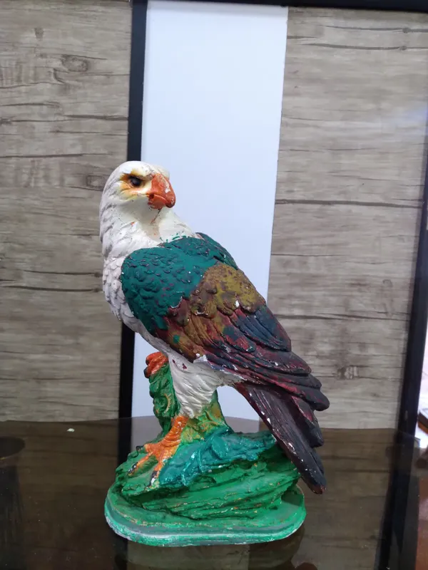 مجسمه طرح عقاب