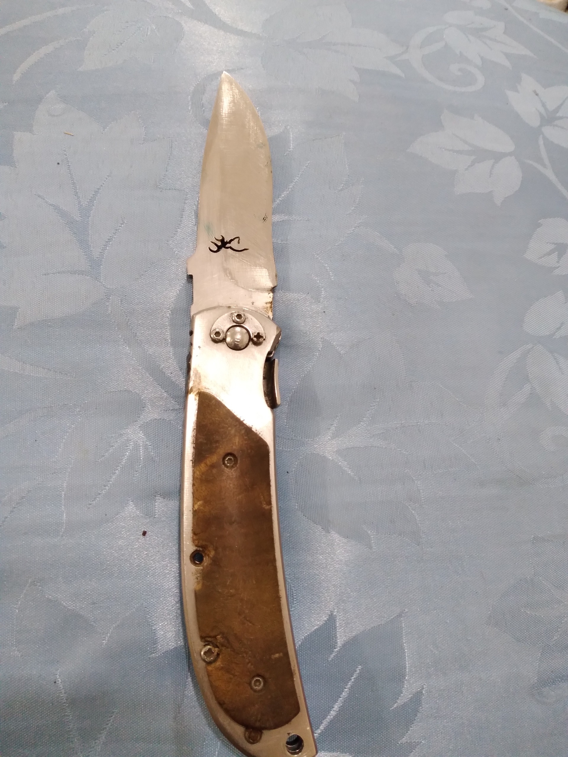 چاقو قدیمی طبق عکس