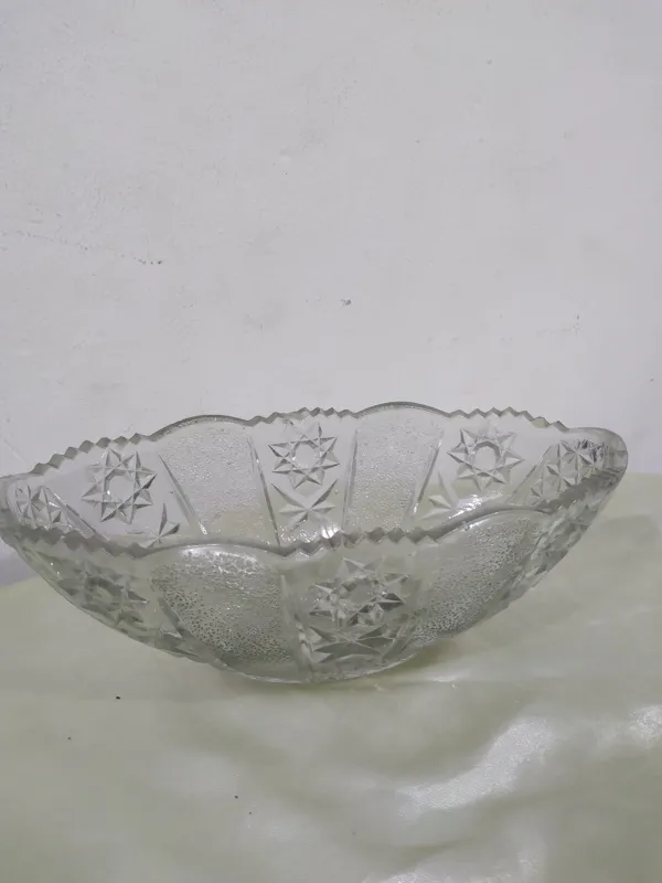 آجیل خوری شکلات خوری