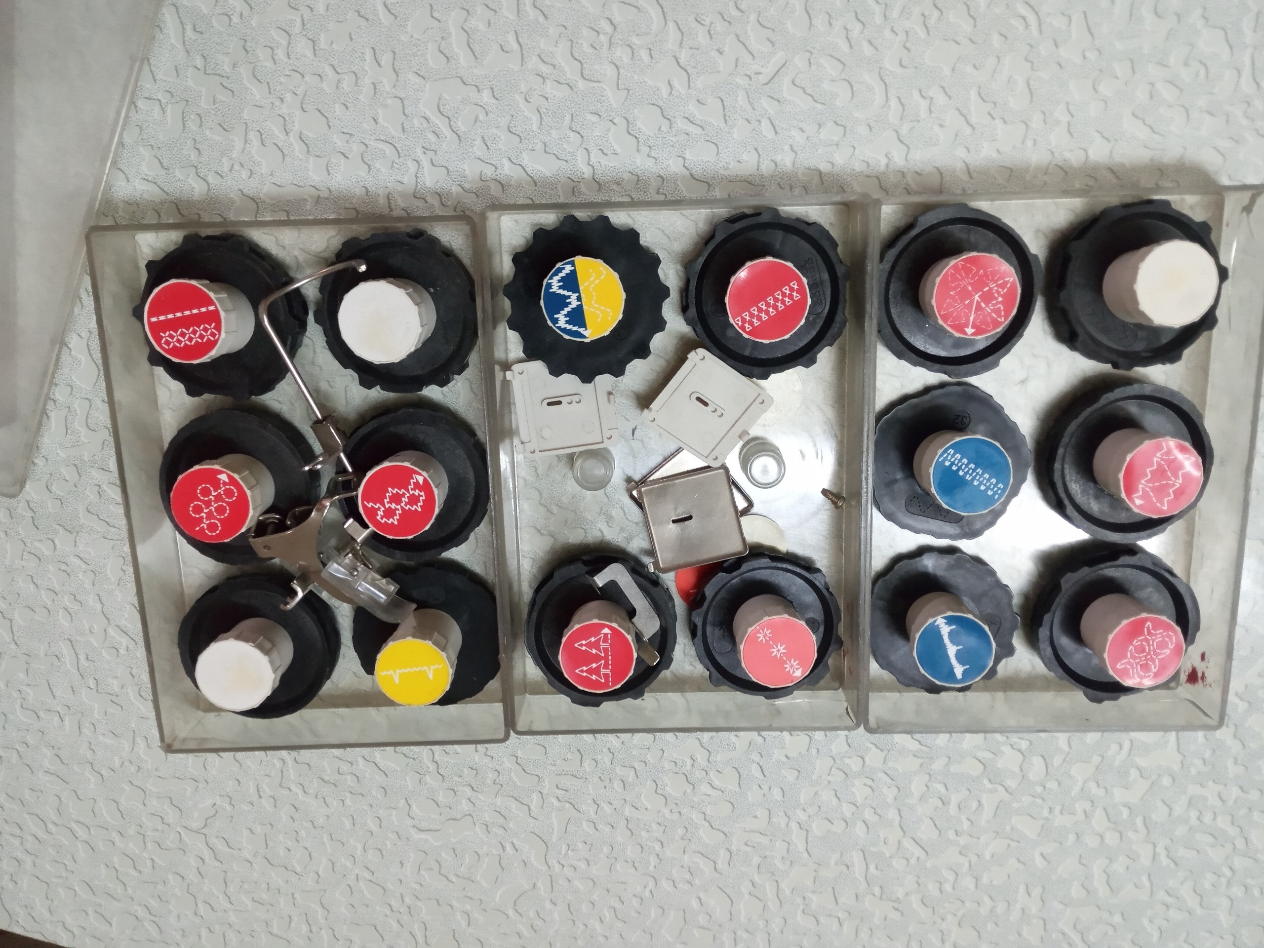 ژتون چرخ خیاطی. توضیحات