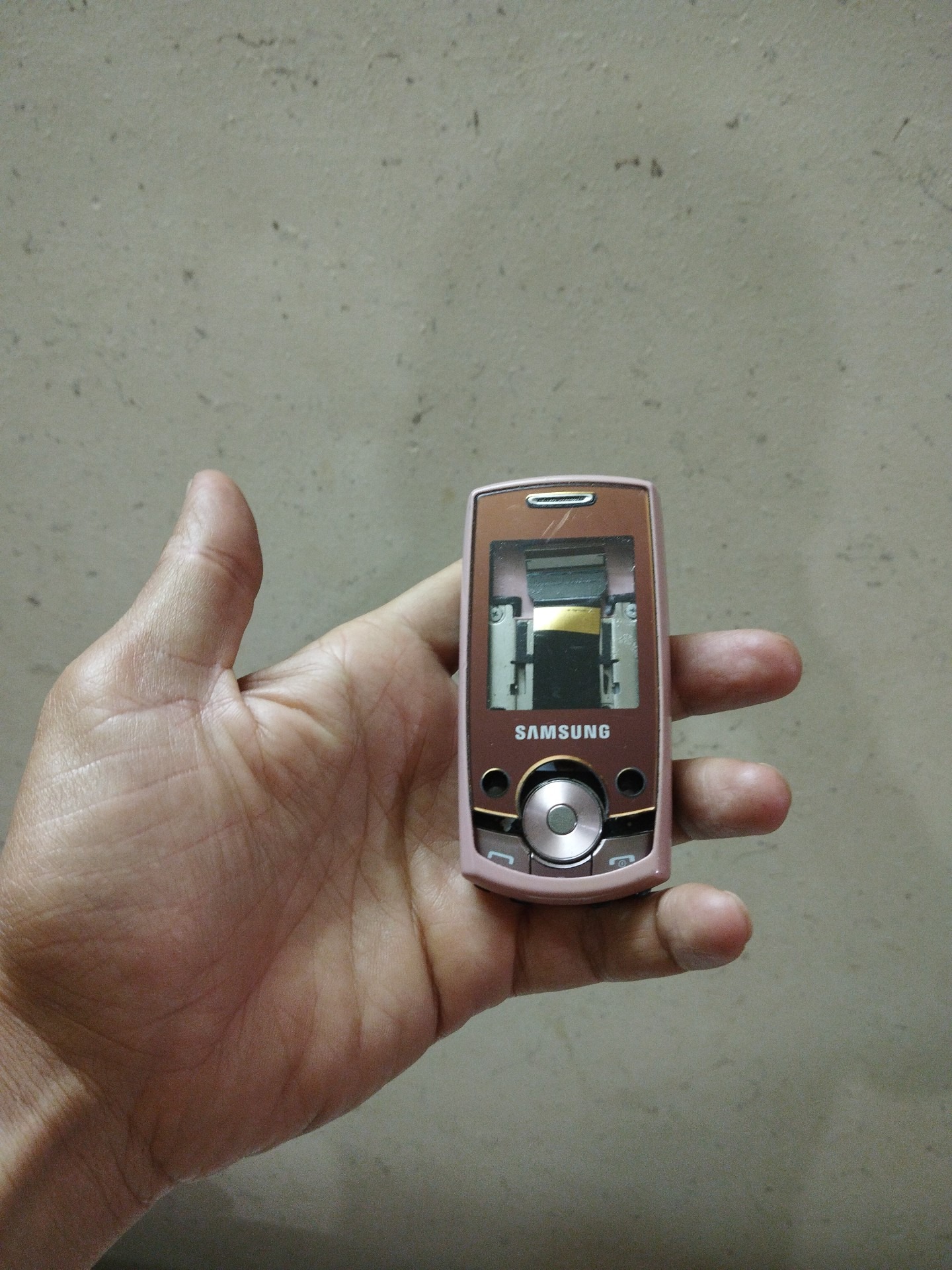 قاب کامل فابریک موبایل سامسونگ کشوییSGH-J700