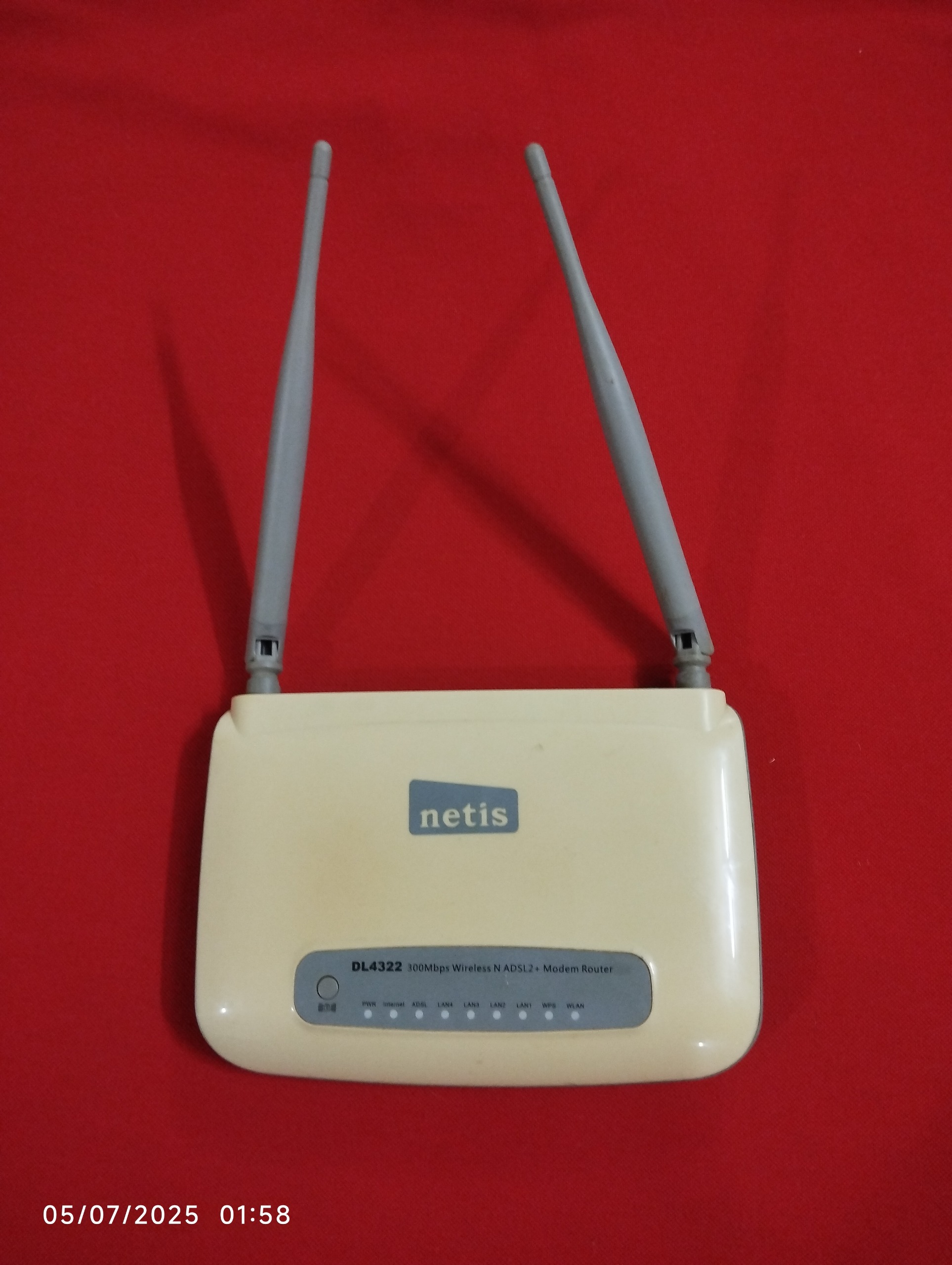 مودم netis دوآنتن مدل DL4322