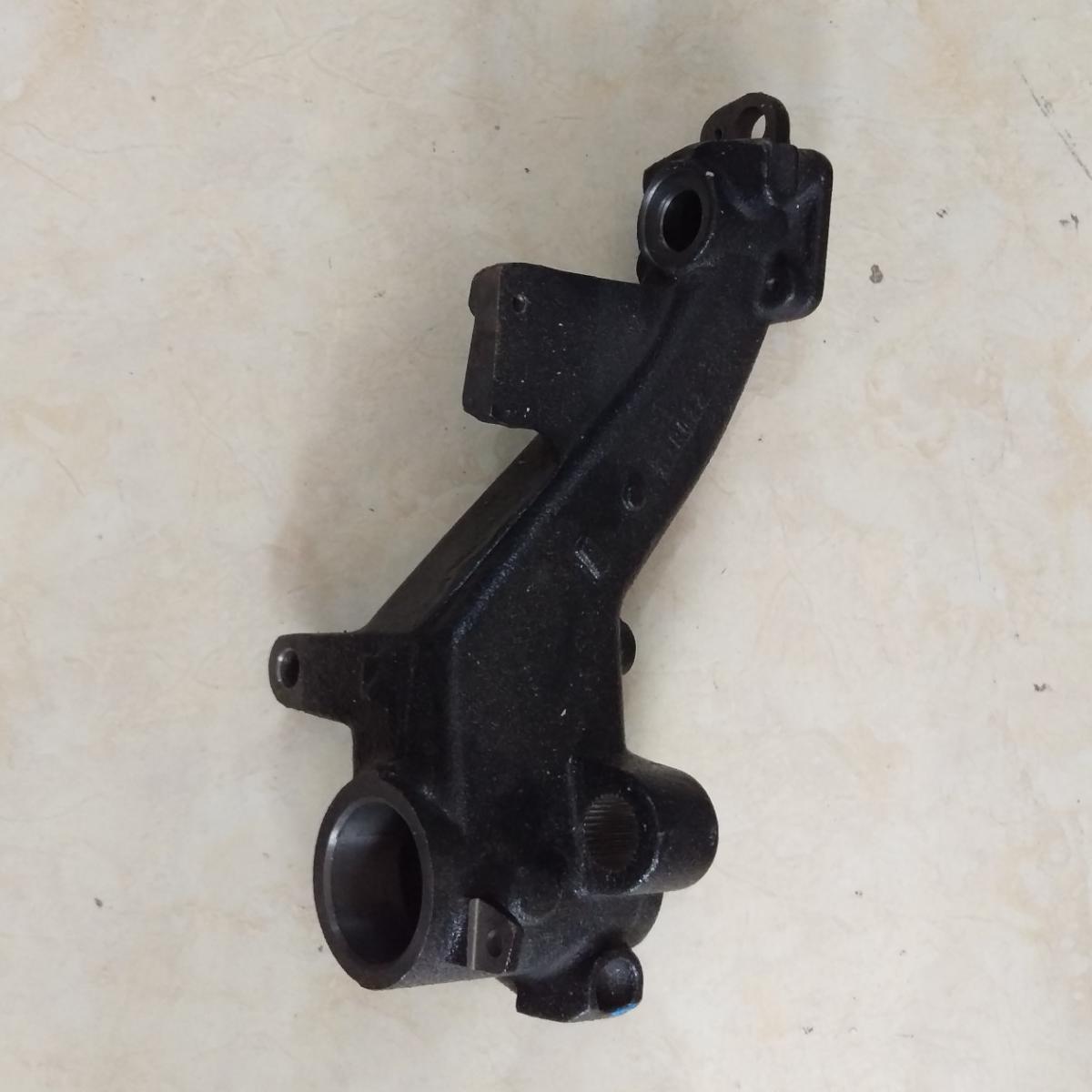 بازویی چرخ عقب 206 چپ (ژامبون متحرک)