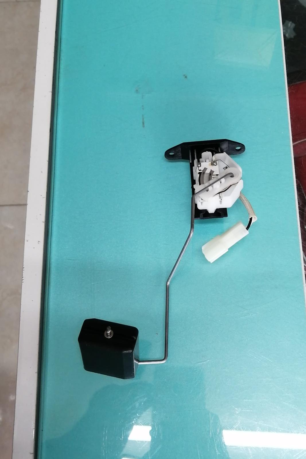 درجه داخل باک پراید انژکتور