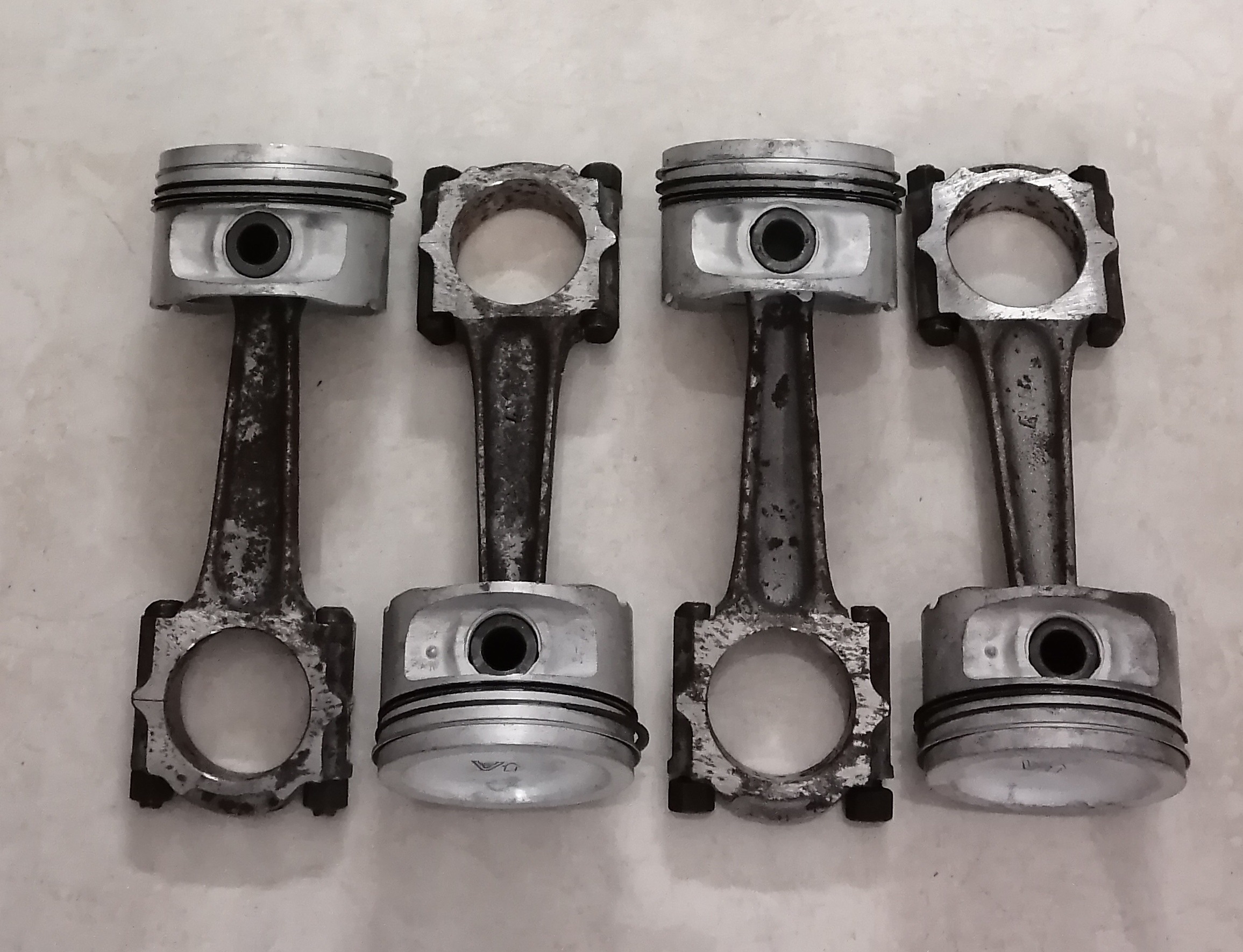 مجموعه شاتون پیستون و رینگ XU7 ایساکو گریدA