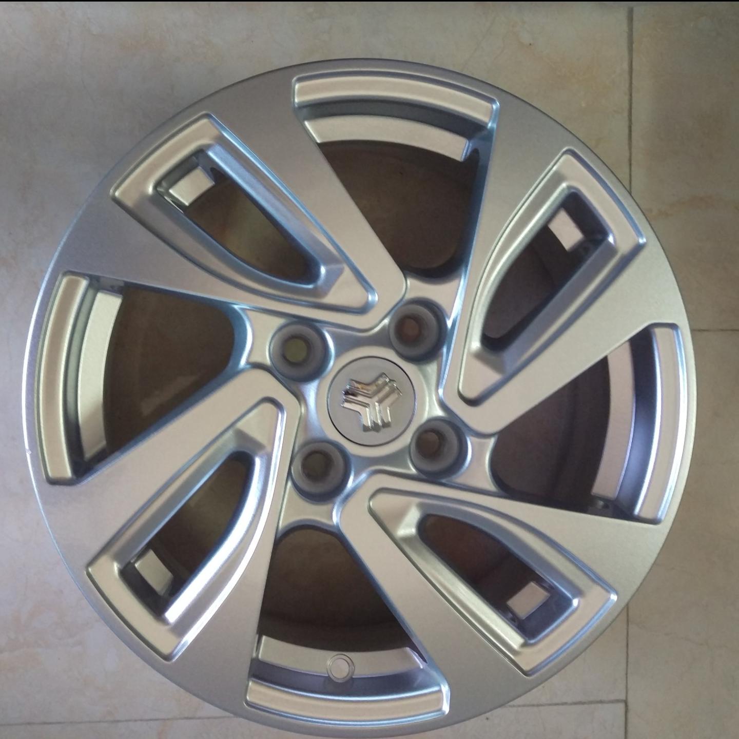 رینگ چرخ اسپرت کوییک ، تیبا و ساینا(دست چهار عددی)