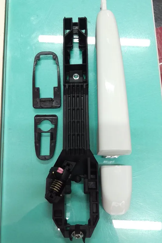 دستگیره بیرونی دنا سفید عقب راست کامل