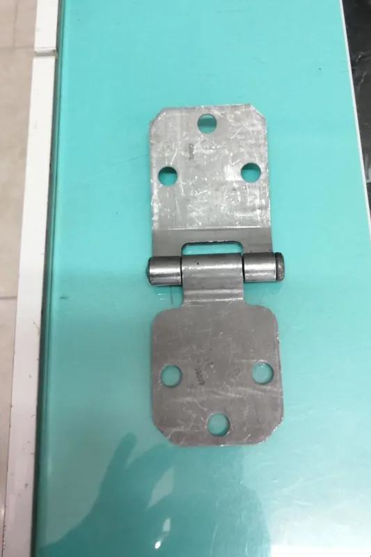 لولای درب پشت پراید وانت