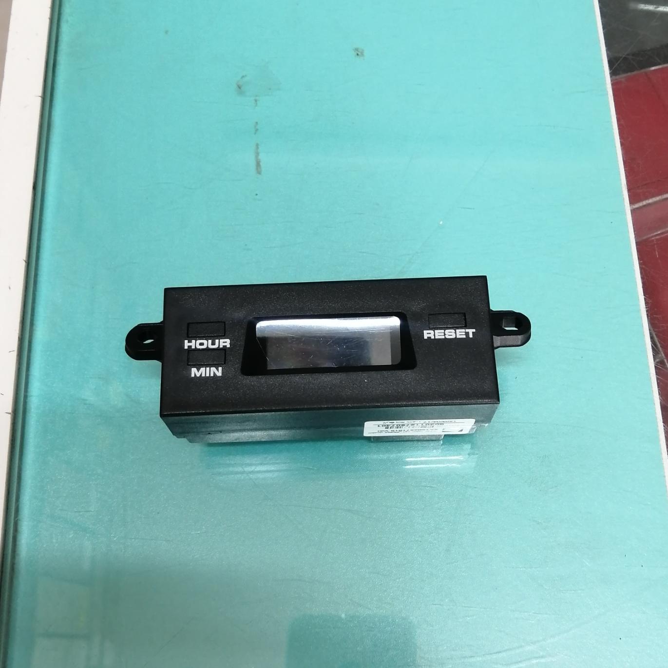 ساعت پراید نور سفید