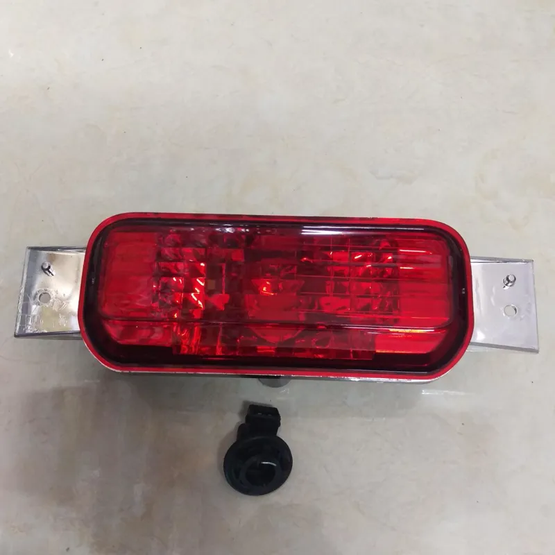 چراغ مه شکن عقب دنا