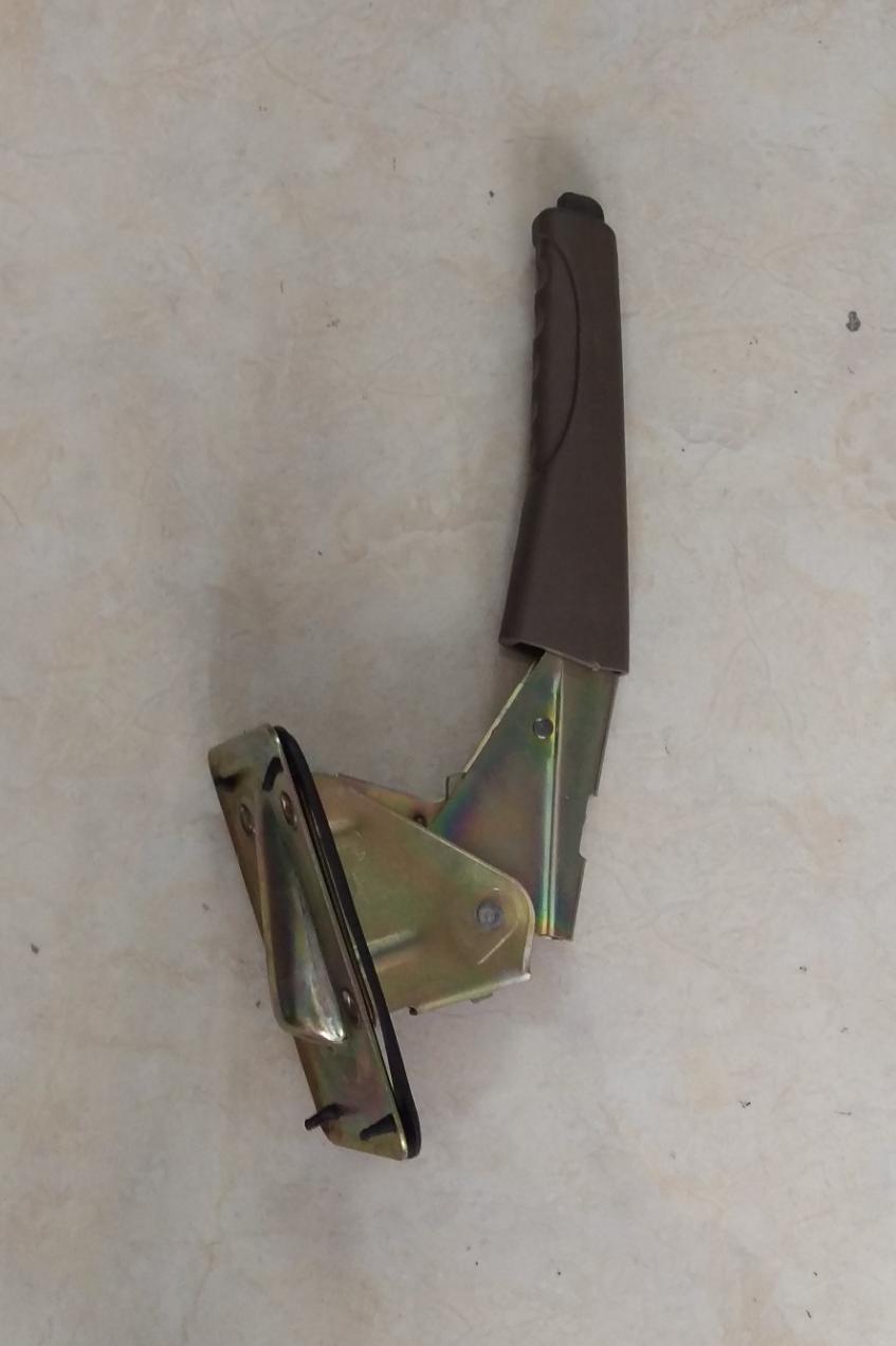 اهرم ترمز دستی پژو سمند کرم