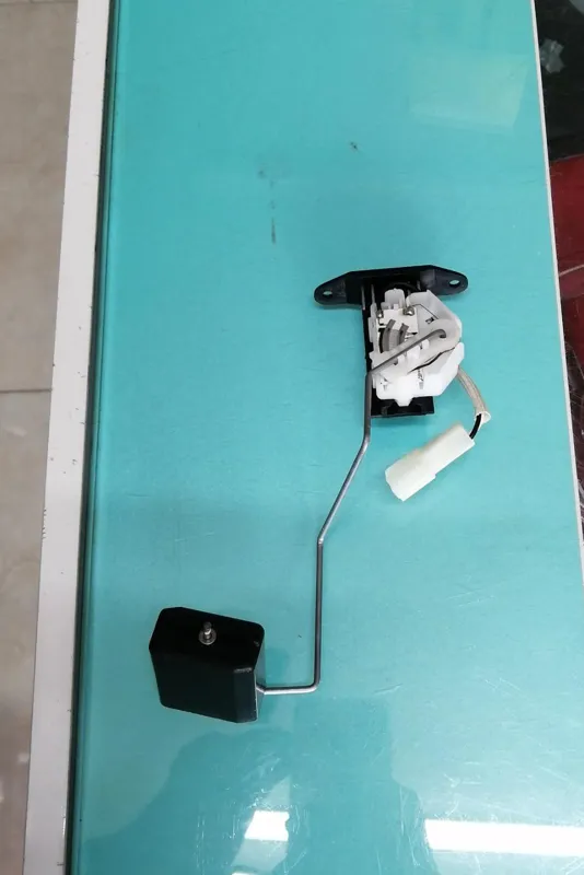 درجه داخل باک پراید انژکتور