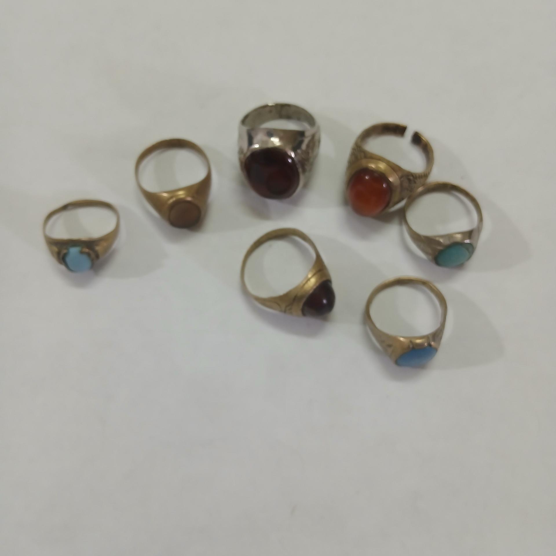 چندتا انگشتر کارکرده یکجا