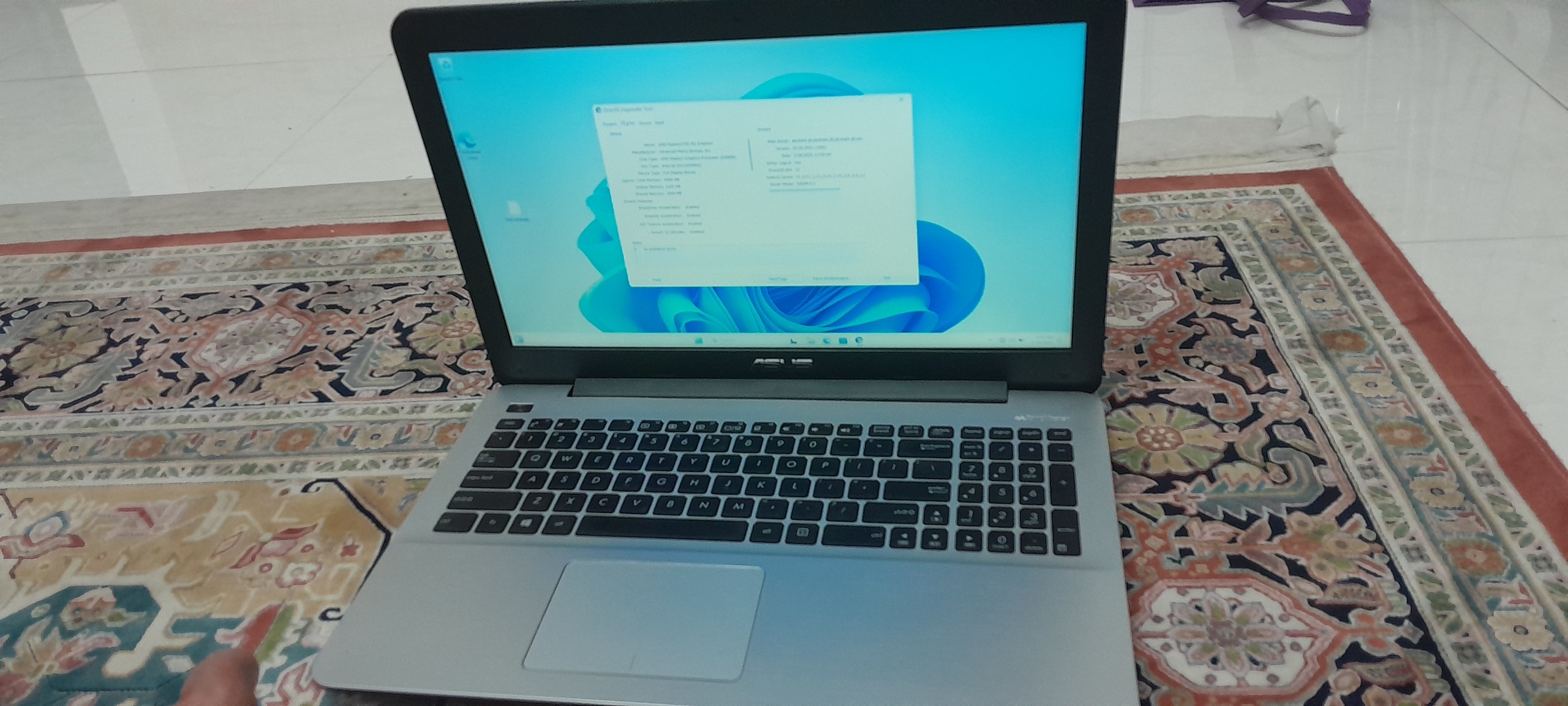 Asus x 555