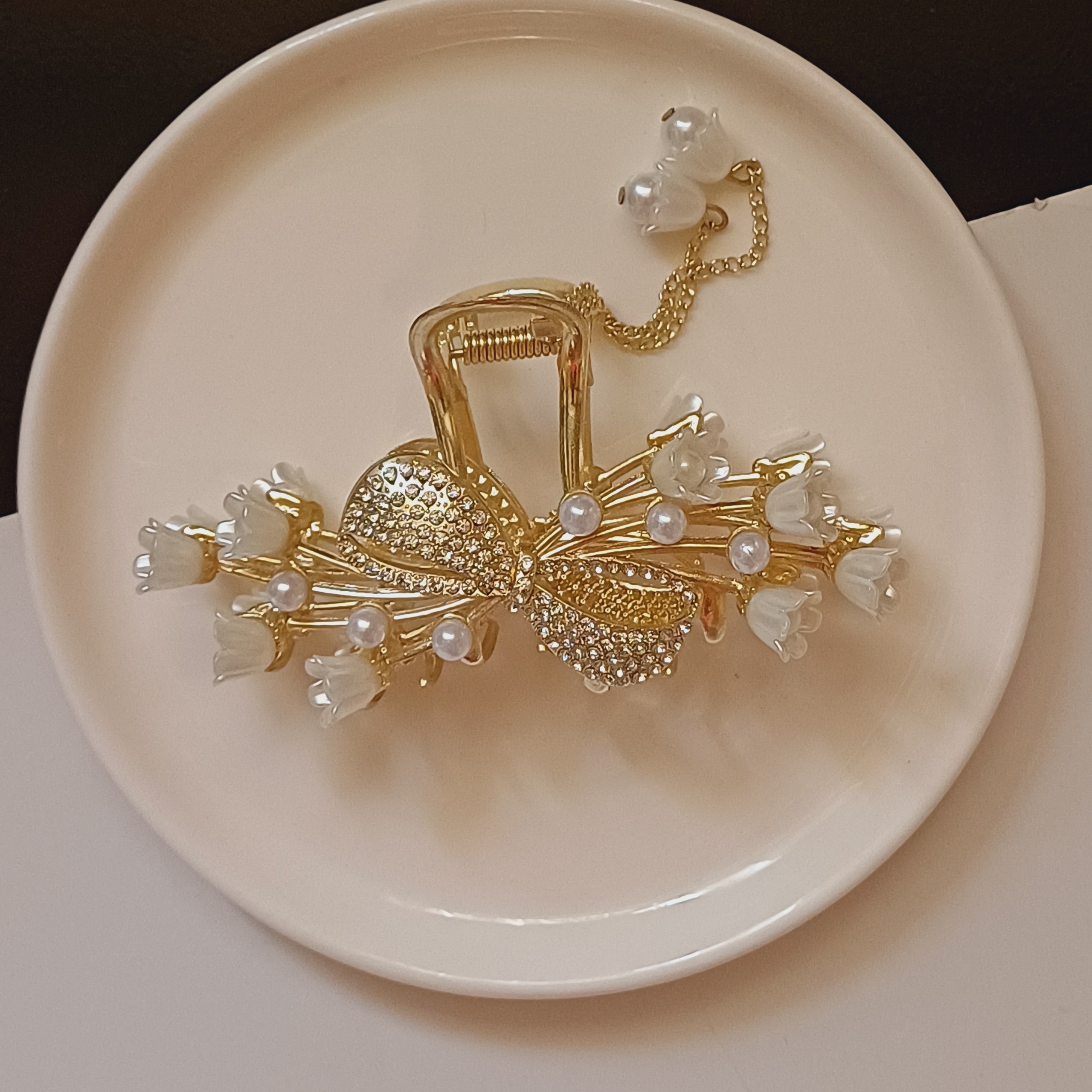 کلیپس مو فلزی بزرگ آویزدار مدل پاپیون