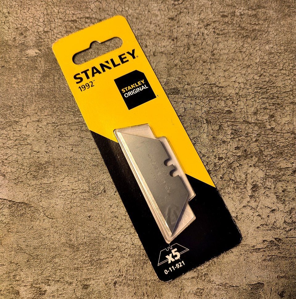 تیغه ذوزنقه ای کاتر استنلی انگلستان Stanley