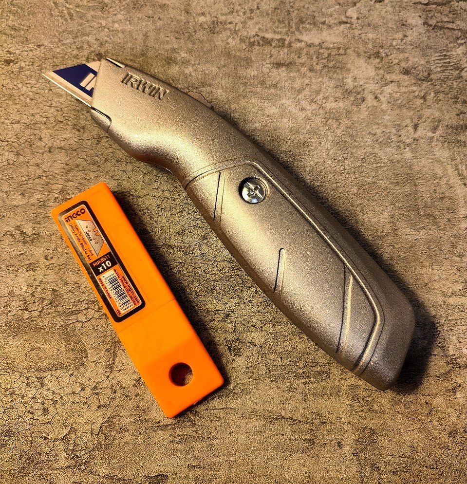 کاتر تیغه ذوزنقه ای اروین Irwin