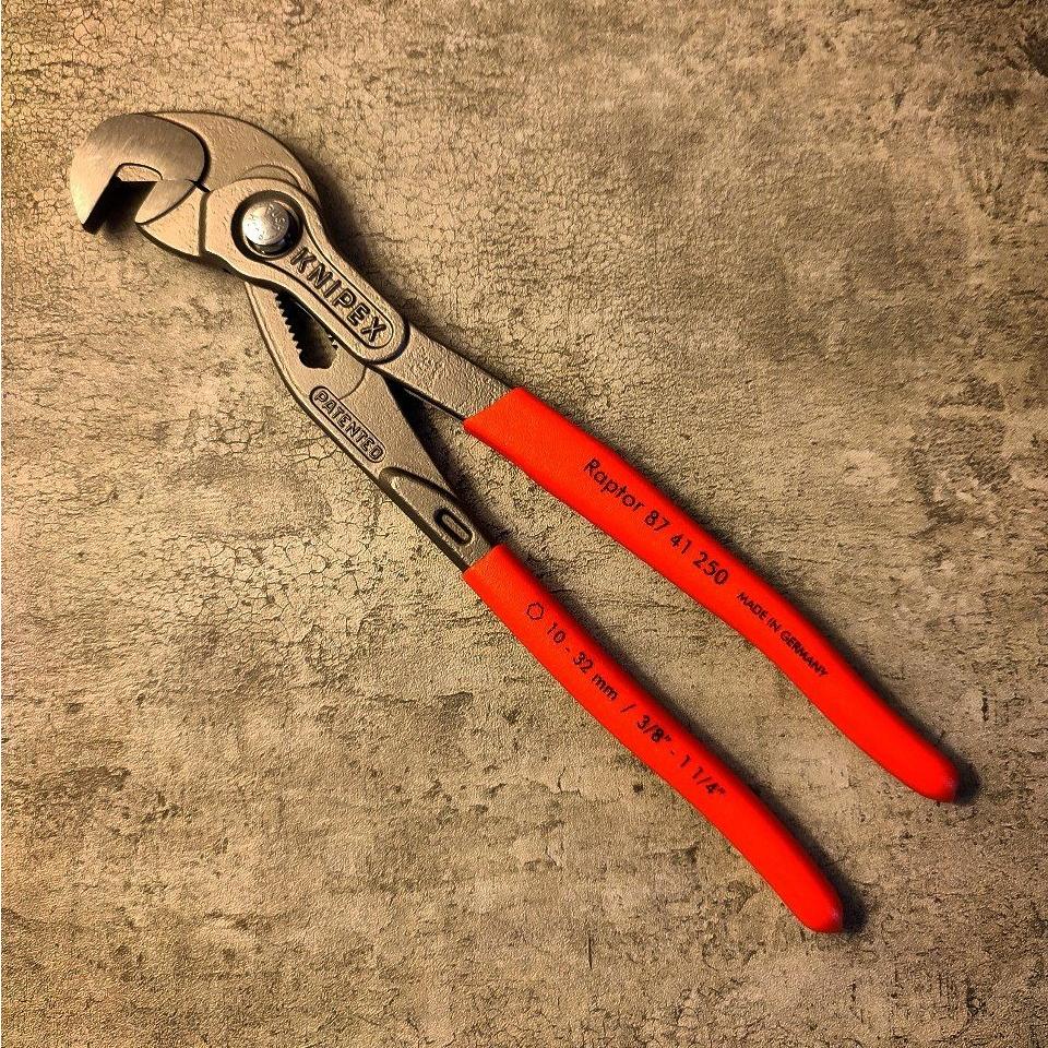 انبر کلاغی 10 اینچ (مهره گیر) کنیپکس آلمان Knipex