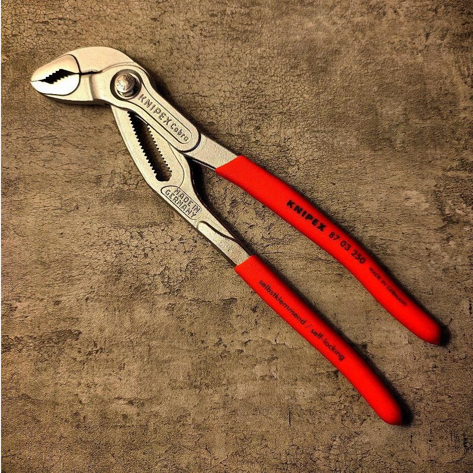 انبر کلاغی 10 اینچ (کبری) کنیپکس آلمان Knipex