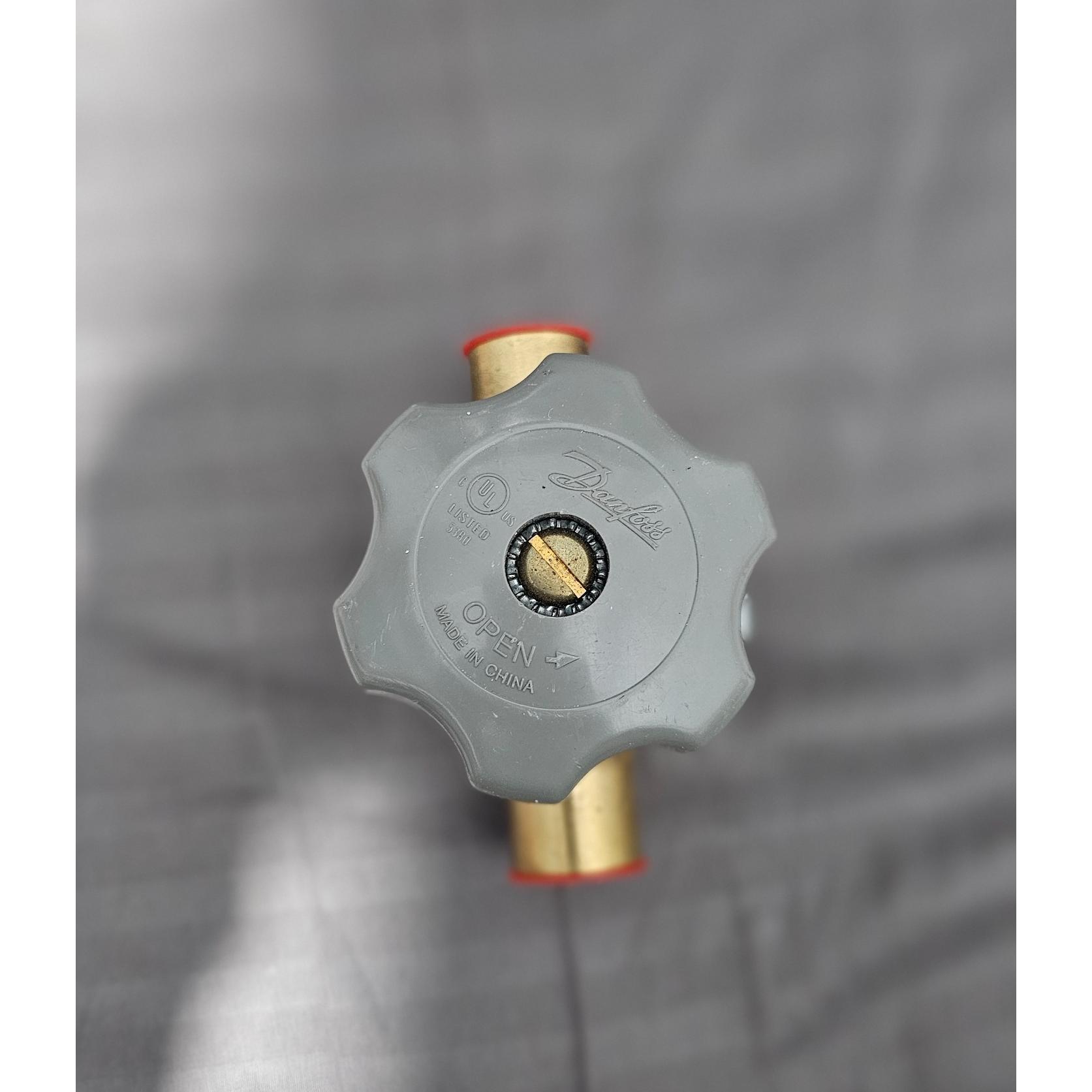 شیر دستی برند Danfoss