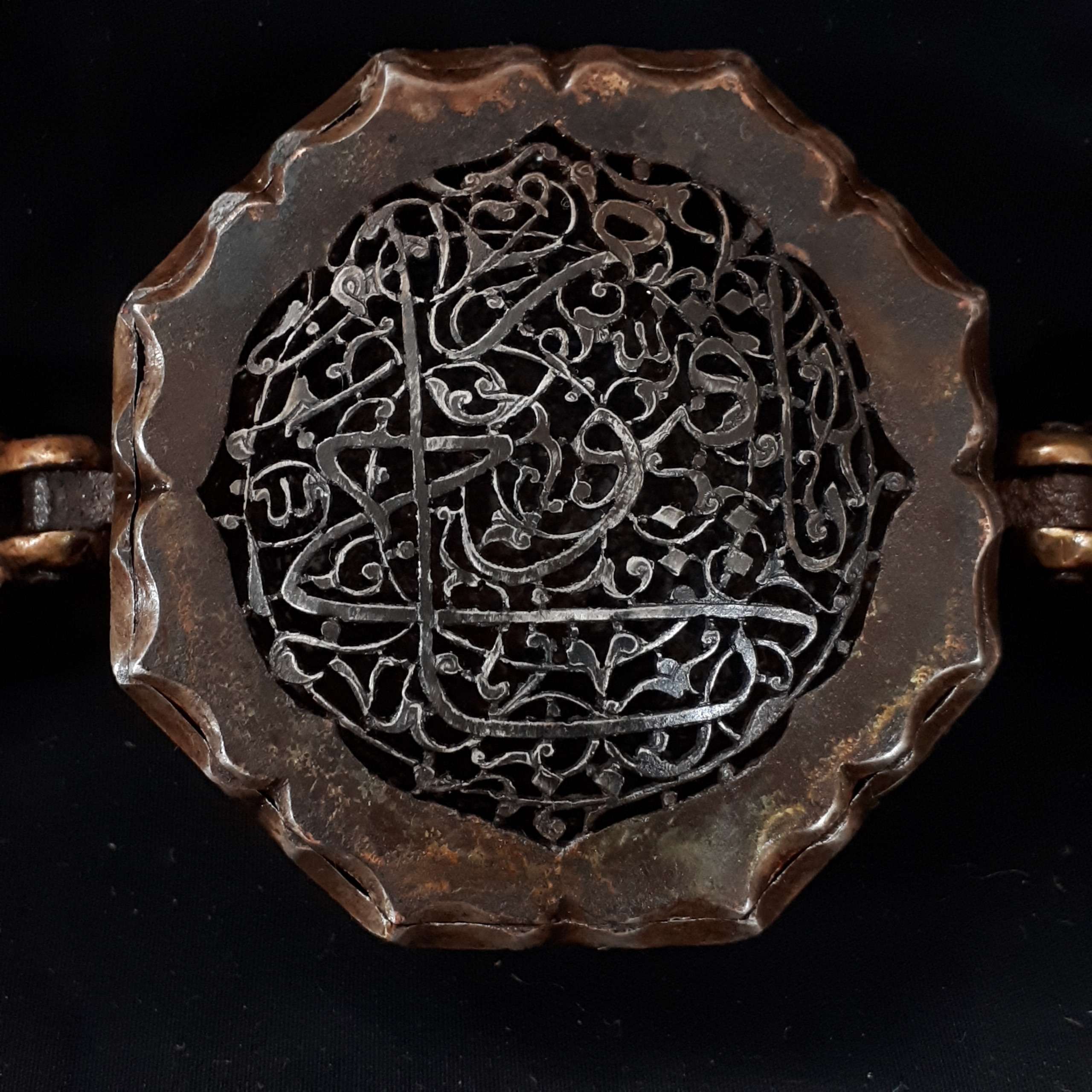 بازوبندفولادی شبکه بری اره کاری سوهانکشی