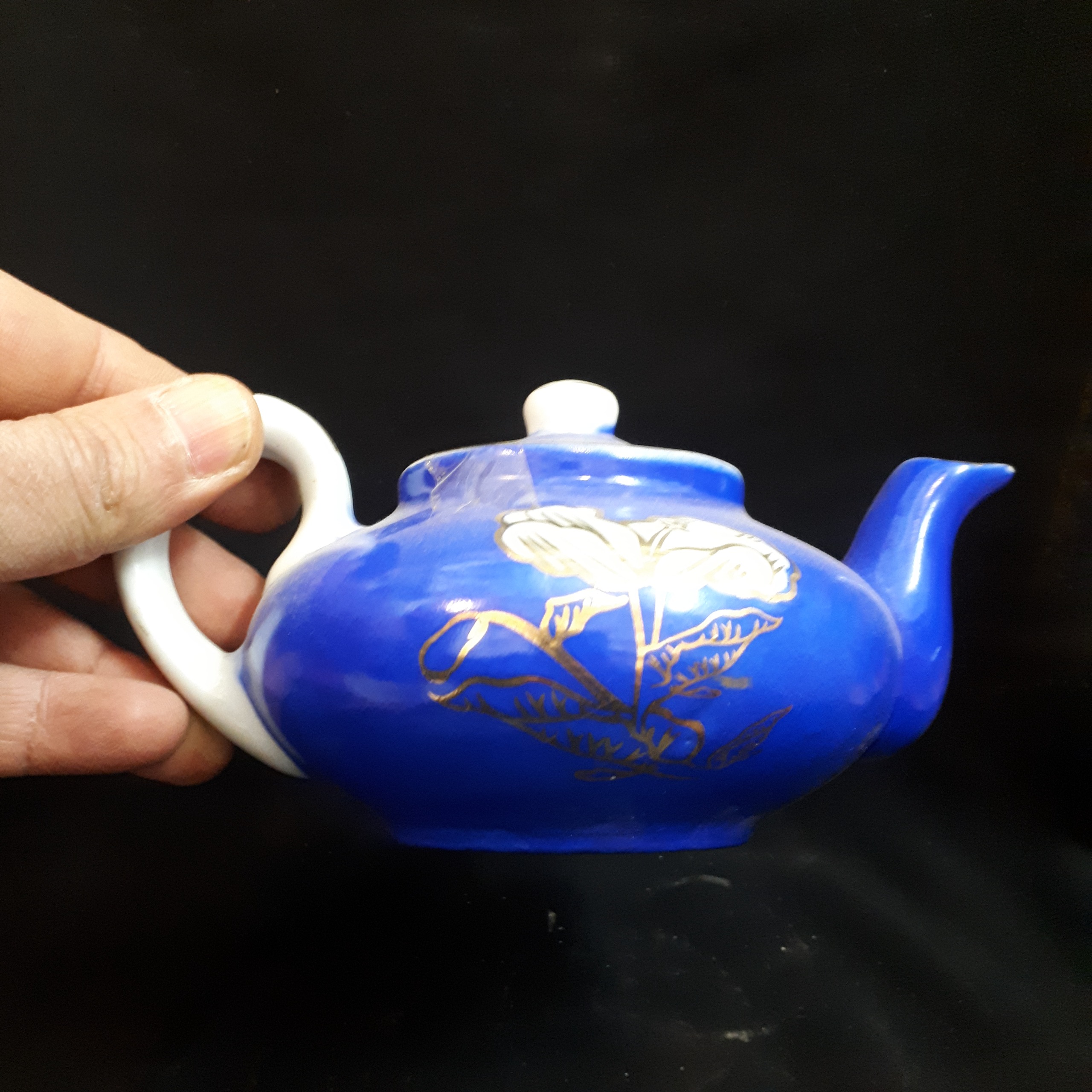 قوری قدیمی نو