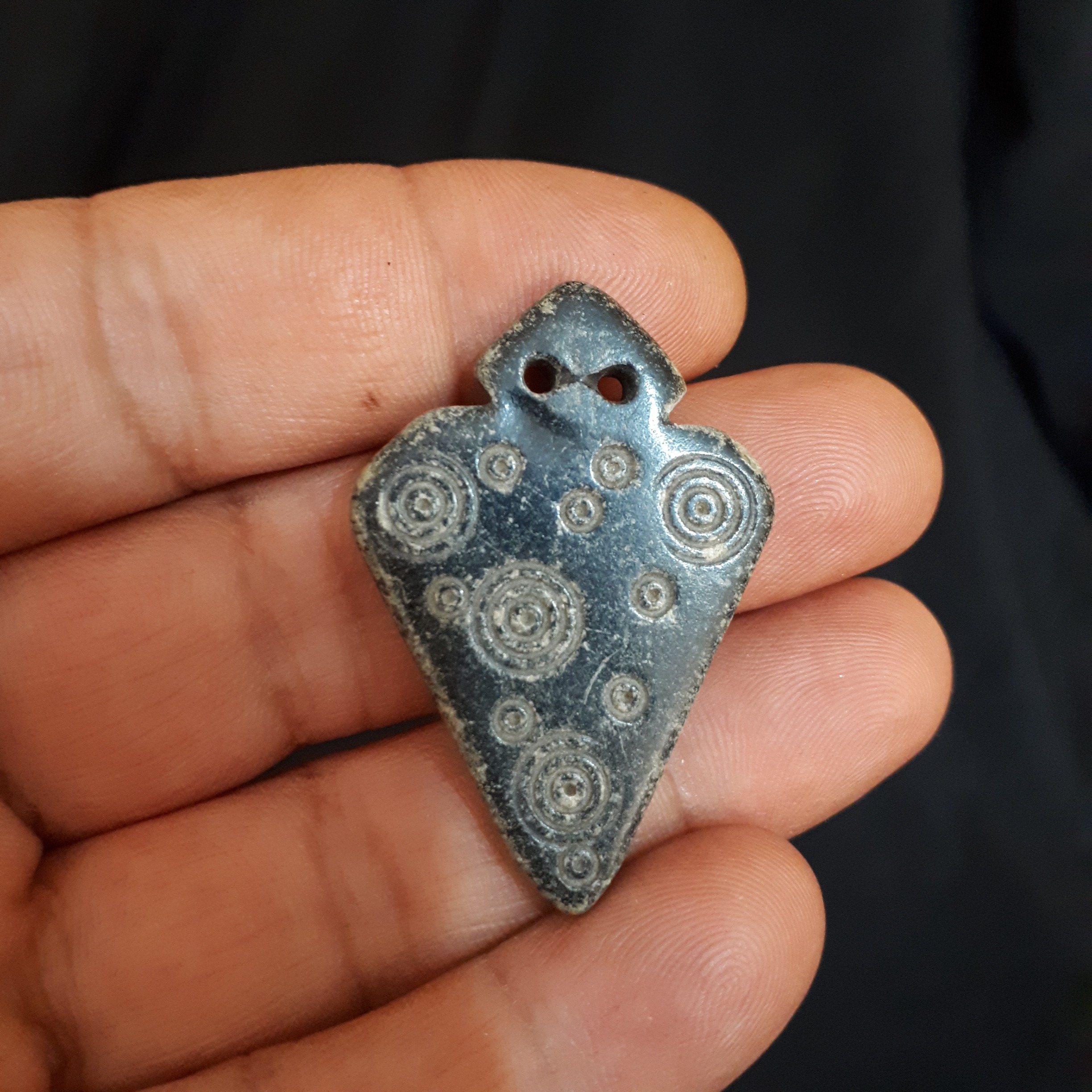 مهره گردنی سنگ یشم پادزهر