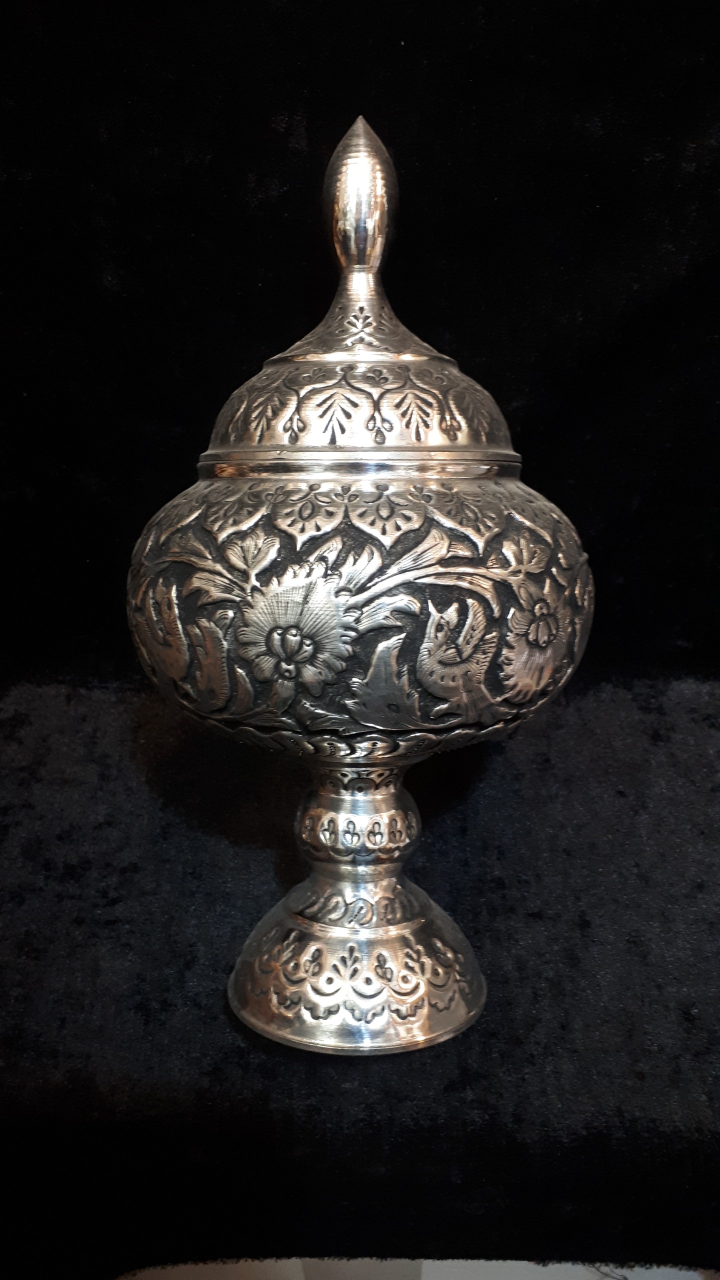 شکلاتخوری گز خوری مسی قلمزنی 30 سانتی