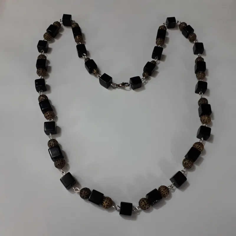 گردنبند سنگ عقیق شبق مشکی