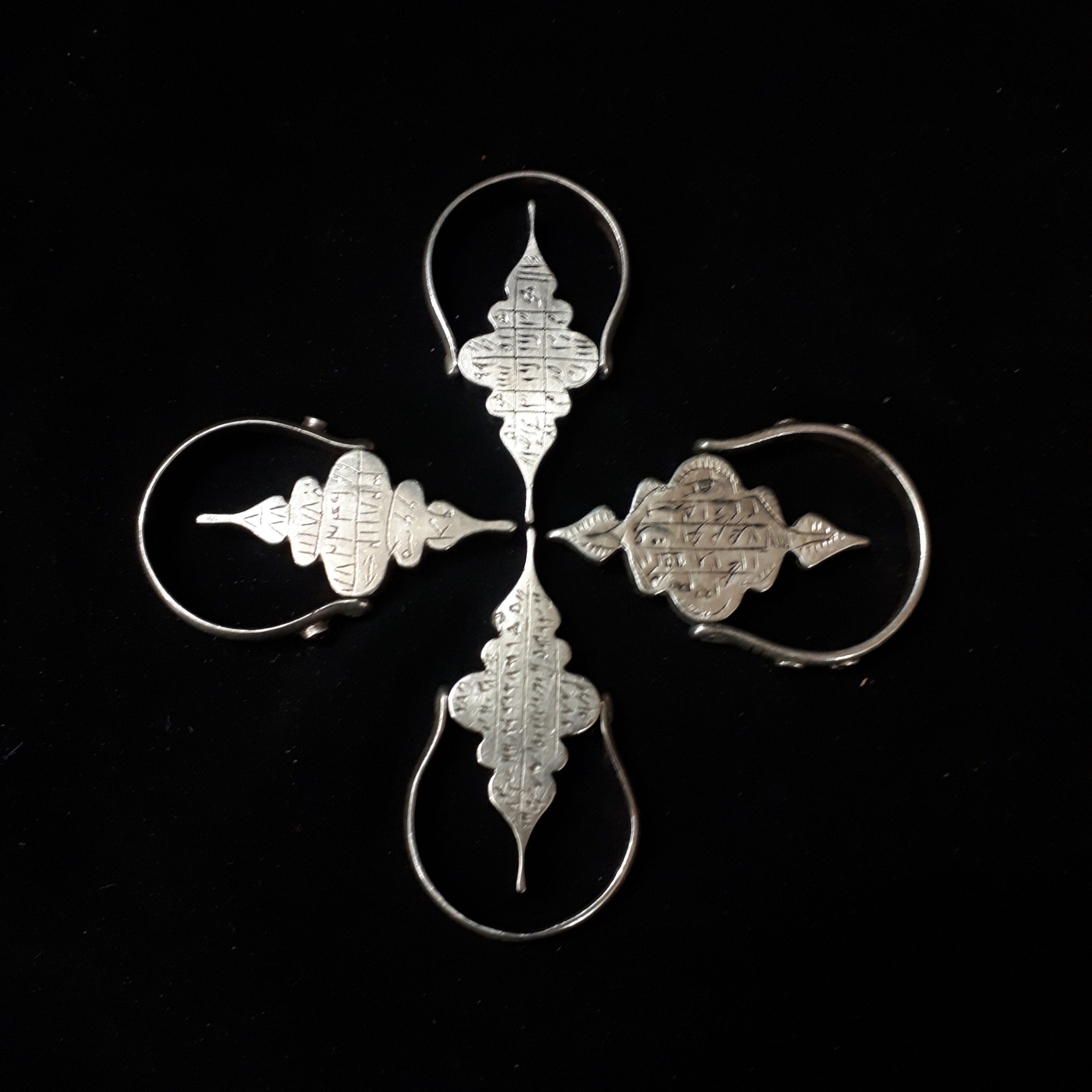 انگشتر گردان نقره خط دار