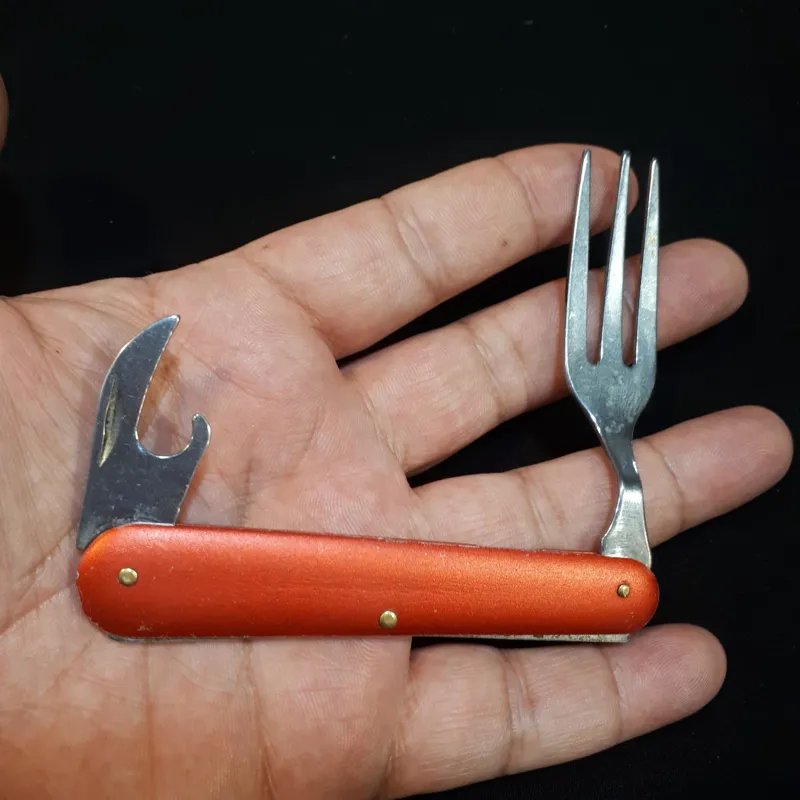 چنگال دربازکن مسافرتی