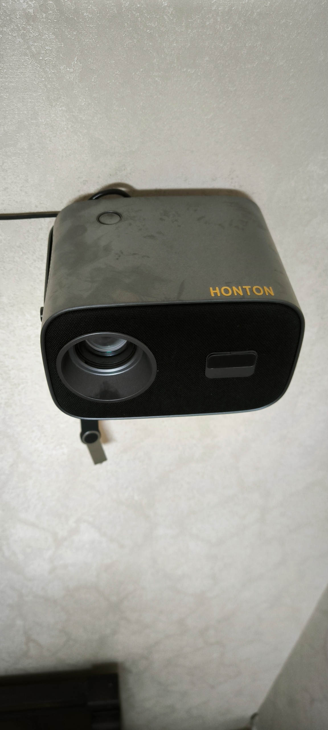 ویدئو پروژکتور اندرویدی هوشمند Honton