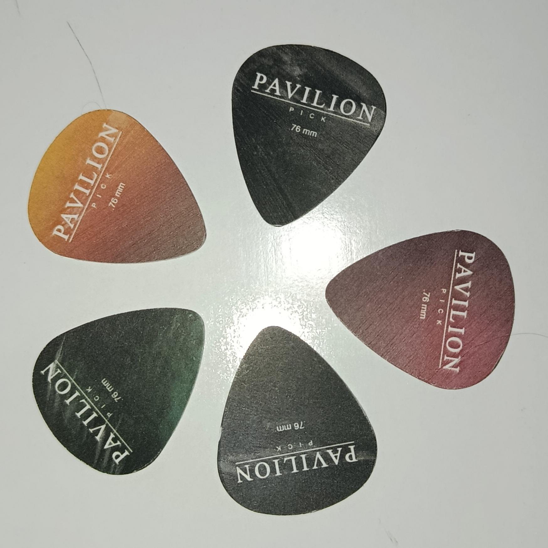 صد عدد پیک گیتار تولید کننده پاویلیون