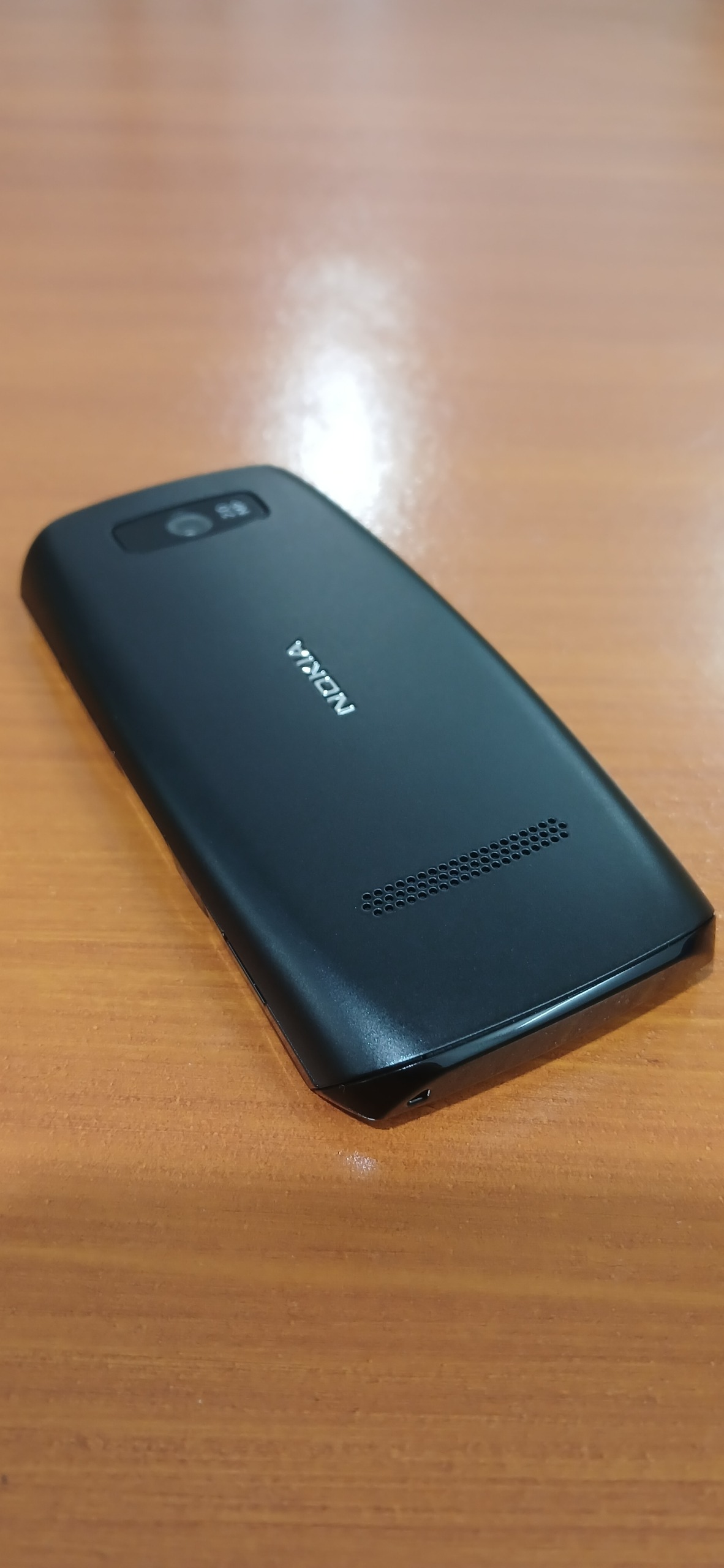 نوکیا asha 305 نو و صفر