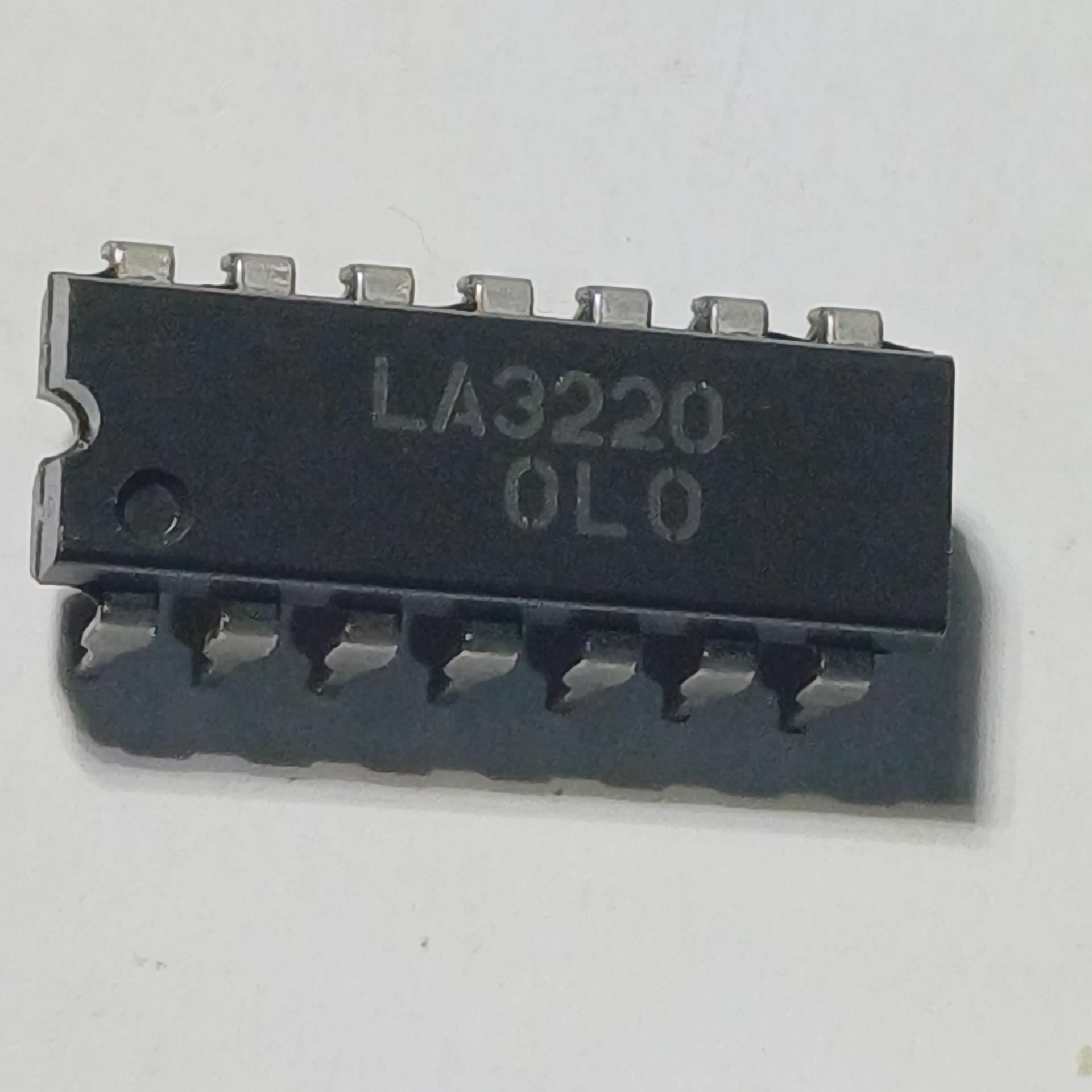 آی سی LA3220 اورجینال