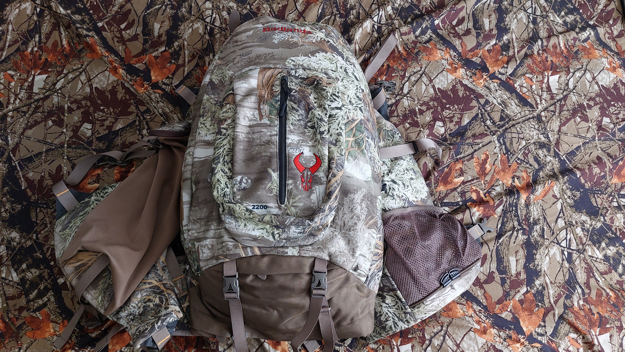 کوله پشتی امریکایی 65 لیترbadlands2200