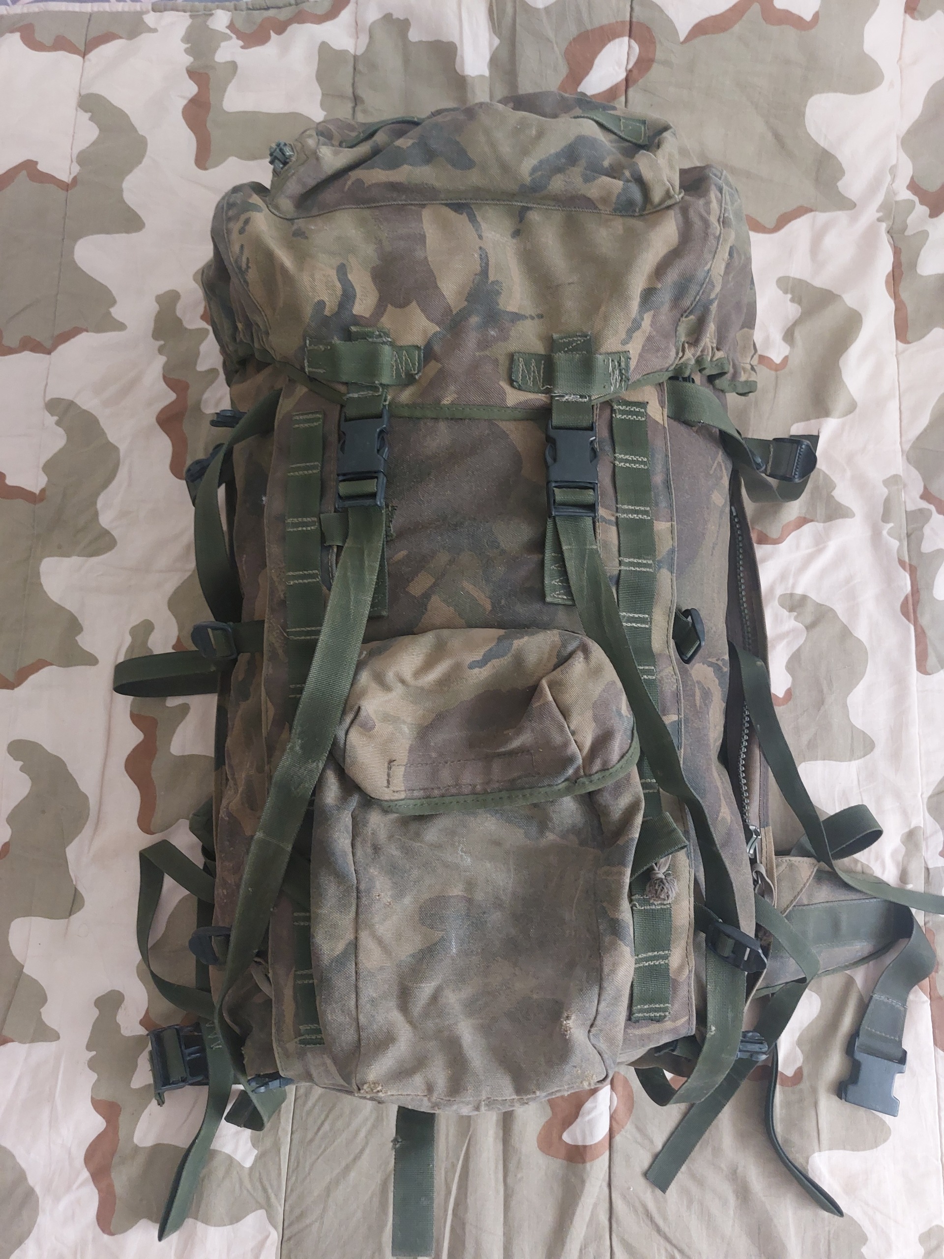 کوله 100 لیتر ارتش انگلیس فریمدار استتار