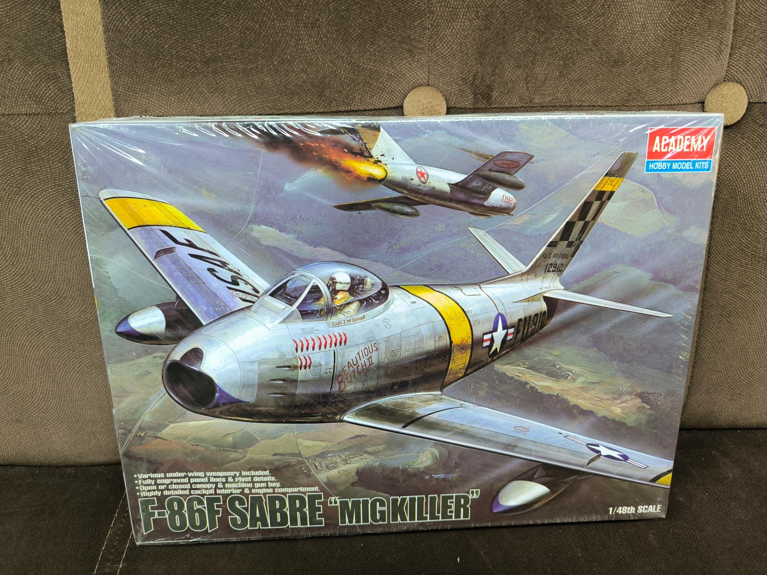 کیت هواپیماF-86F MIG KILLER برندACADEMY مقیاس 1/48