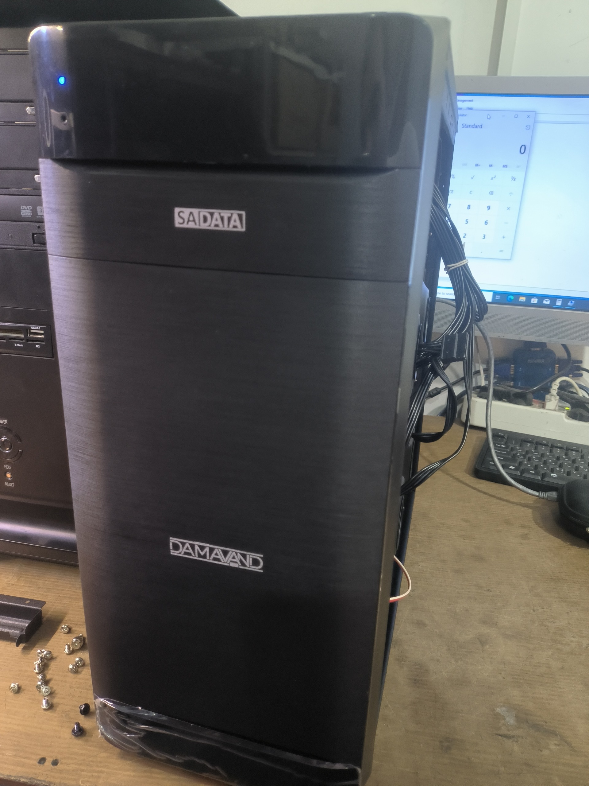 کیس i3 رم 8