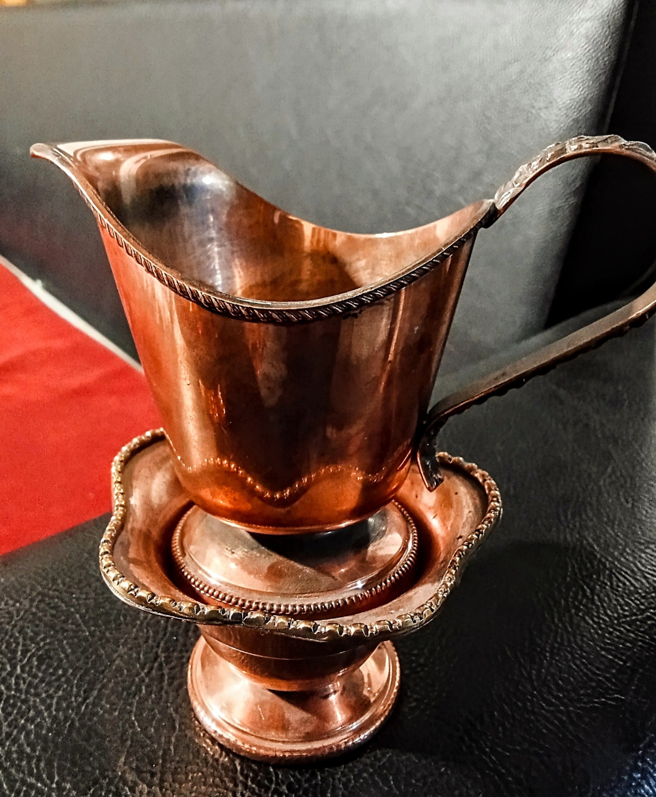 ظروف بالای70 ساله اروپایی ست 9تایی وتکی حکشده