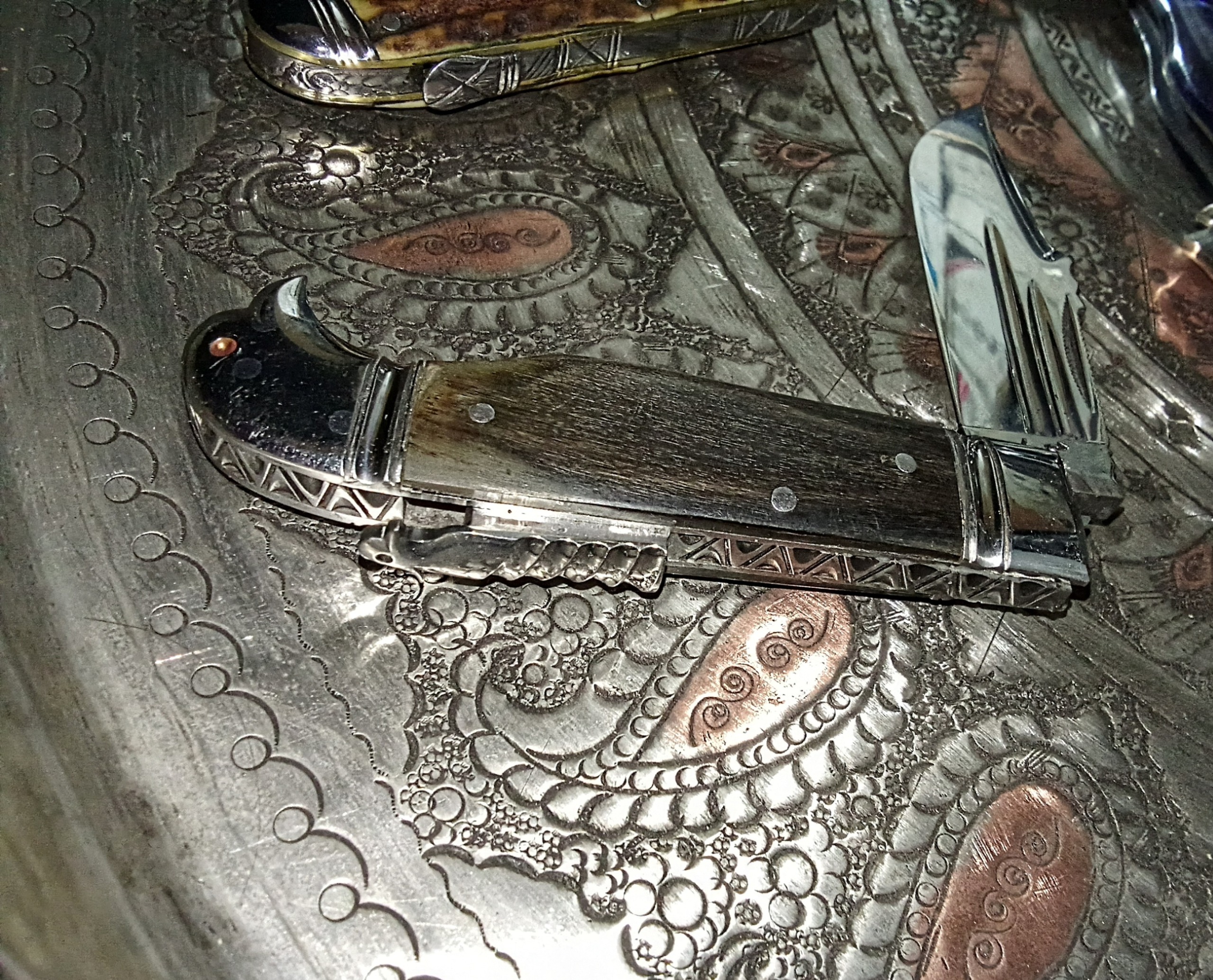 چاقوکلکسیونی ضامندارپرکارطرح کبوتراستادمجیدتاسا