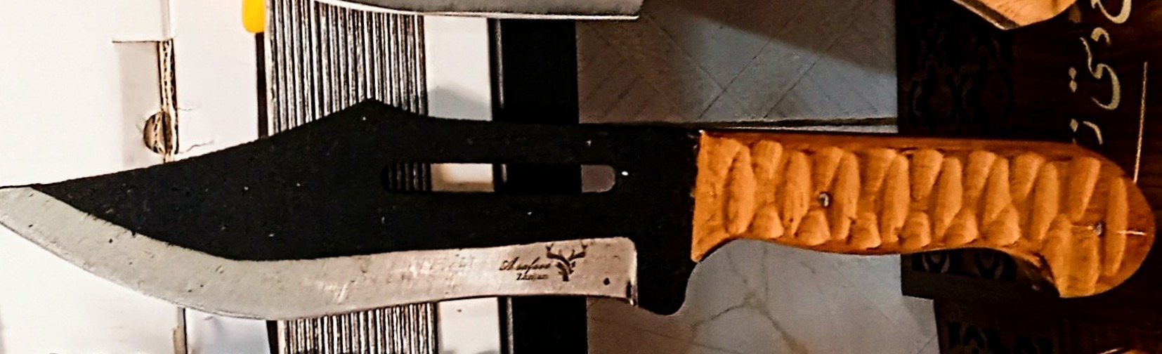 چاقوی شکاری گوزن نشان اصل فرخی زنجان