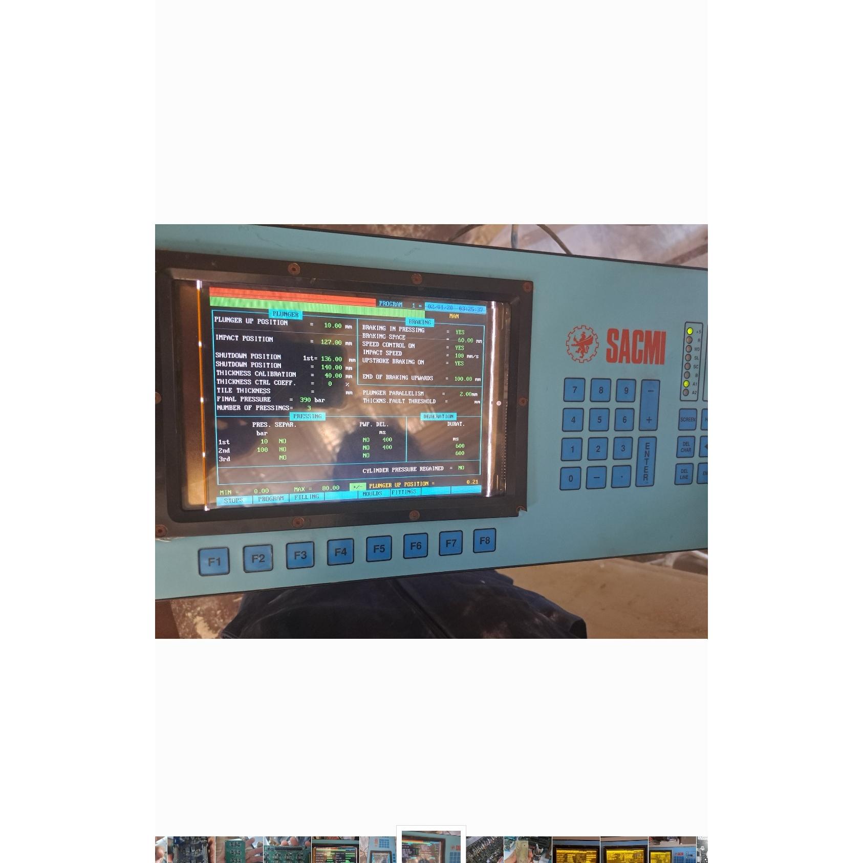 مانیتور صنعتی پرس el640400