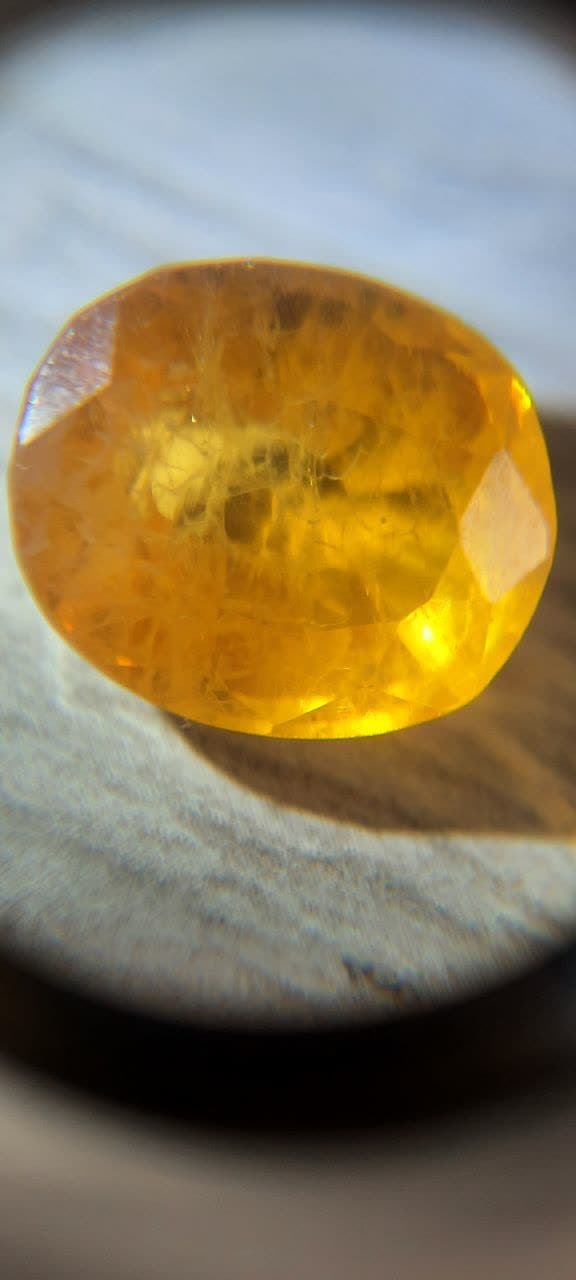 یاقوت زرد سونچیا