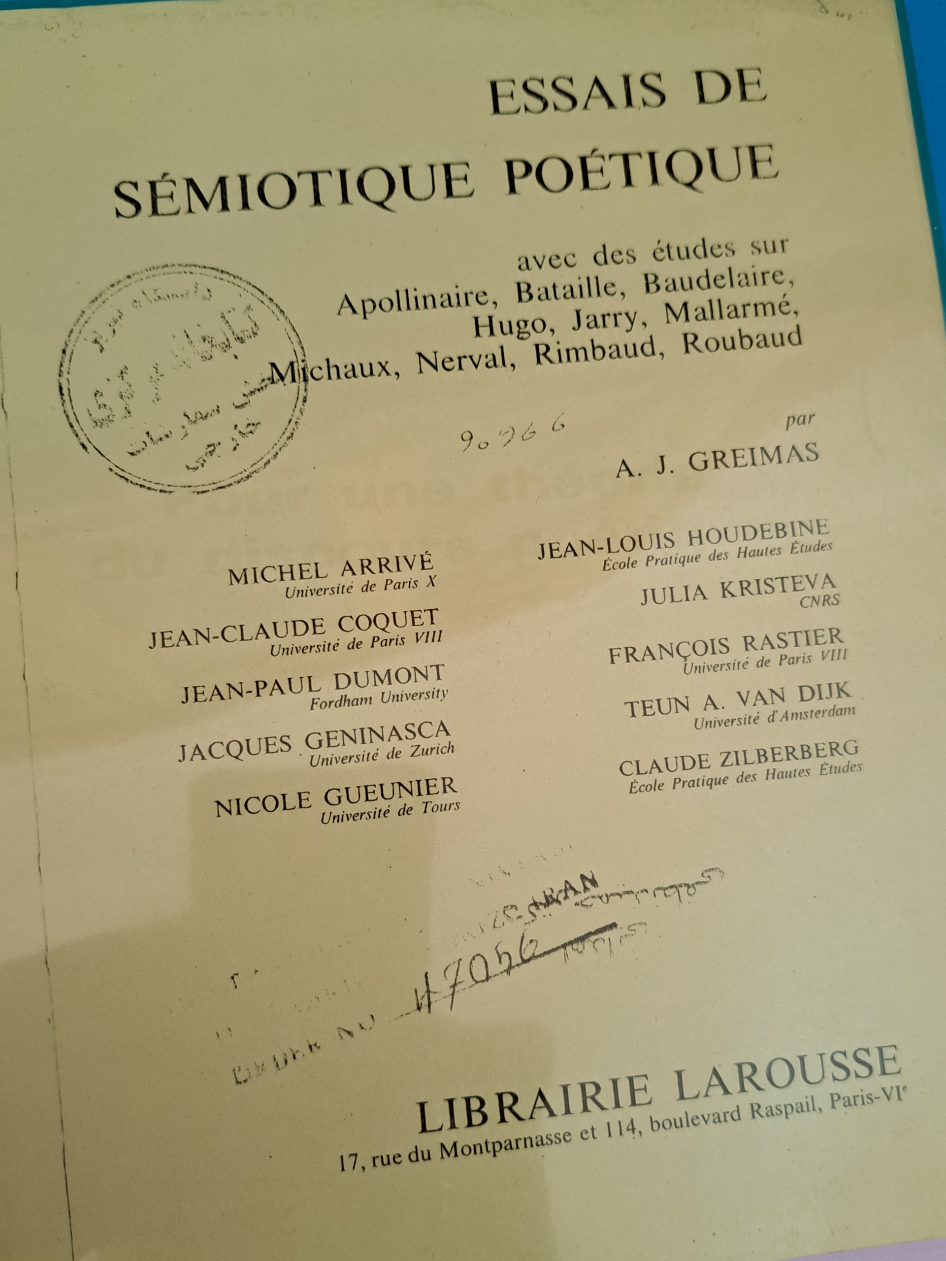کتاب essais de sémiotique poétique