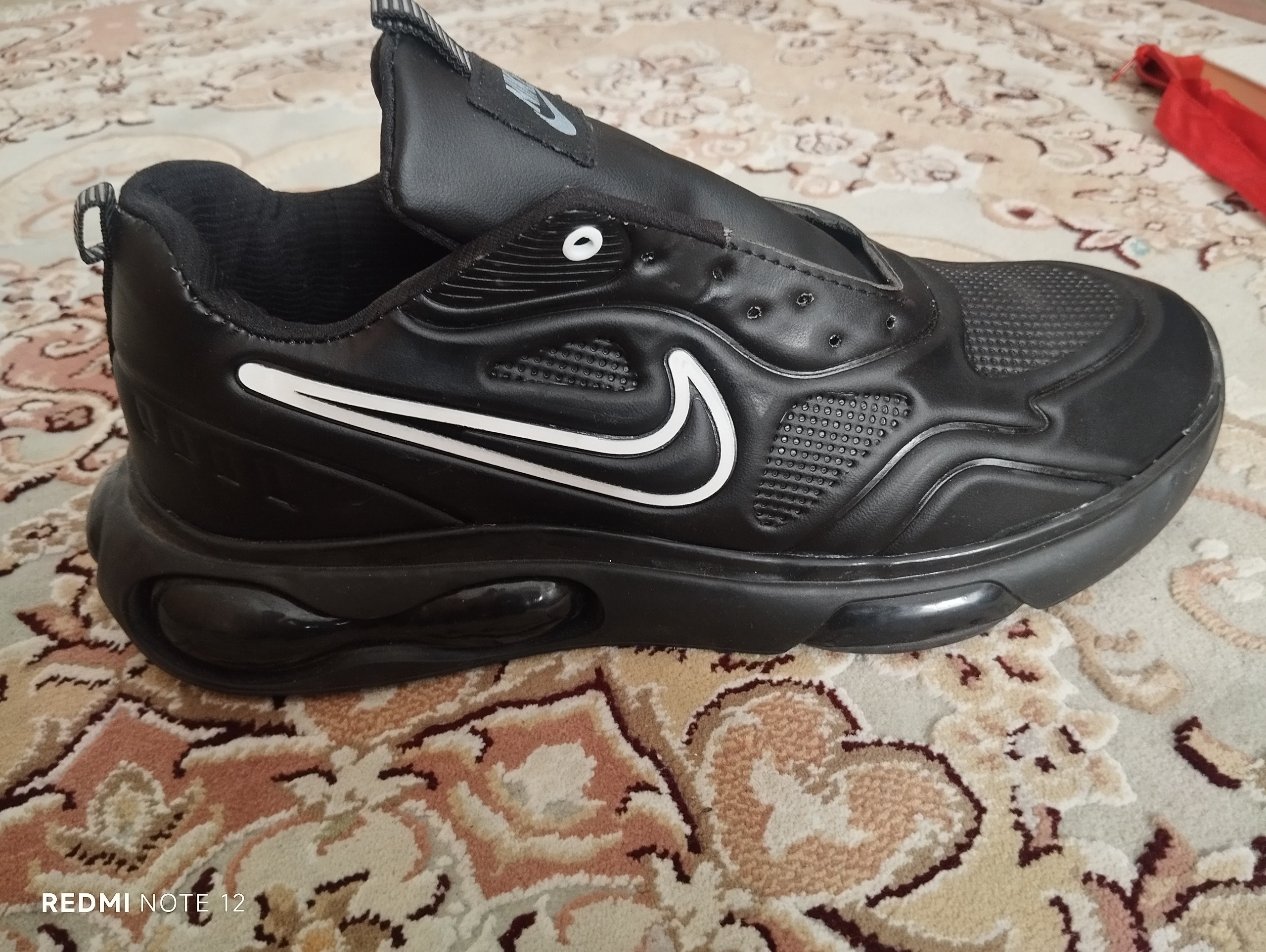 کفش ورزشی نایک